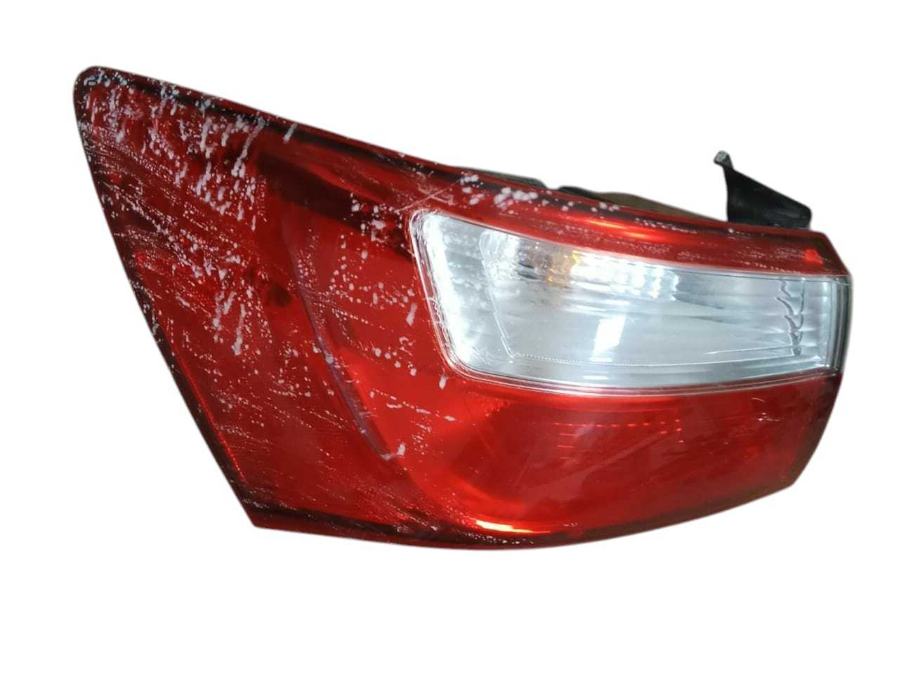 FOCO TRASERO IZQUIERDO Kia RIO 4 2014