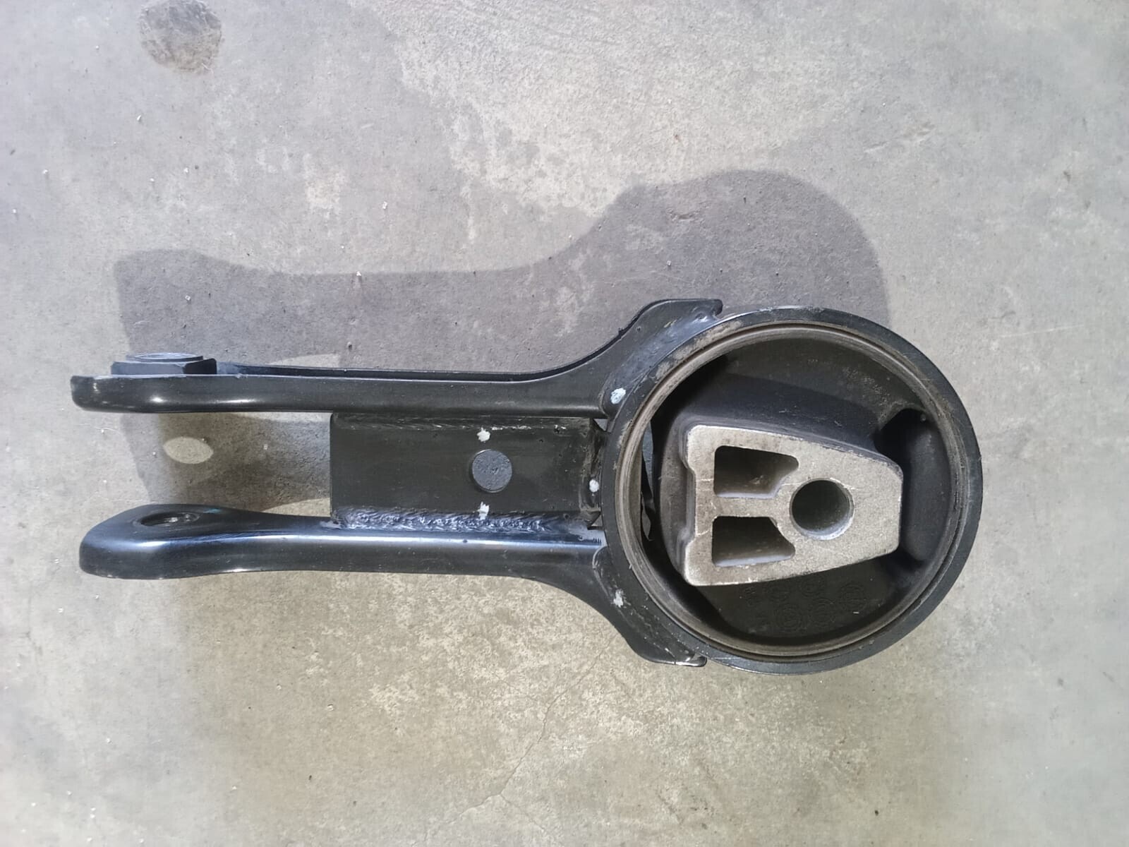 SOPORTE MOTOR TRASERO Chevrolet Captiva 2021