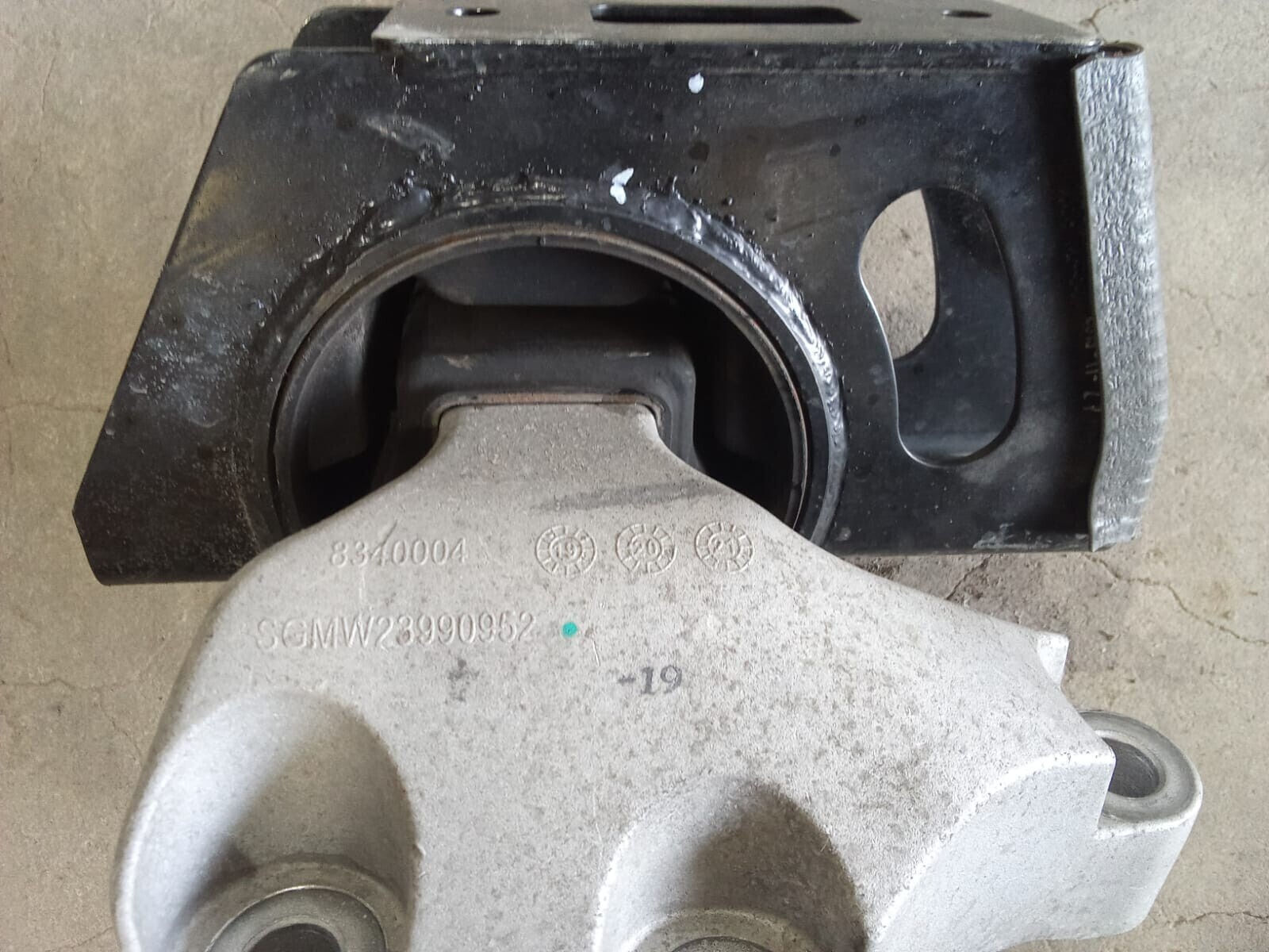 SOPORTE SUPERIOR CAJA DE CAMBIO Chevrolet Captiva 2021