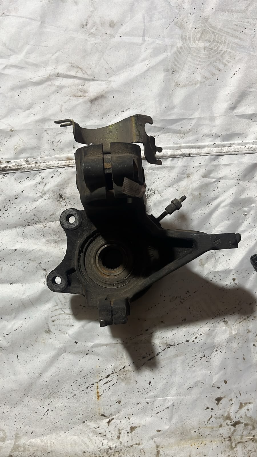 MUÑON - MAZA  DELANTERA IZQUIERDA Citroen Xsara 2002