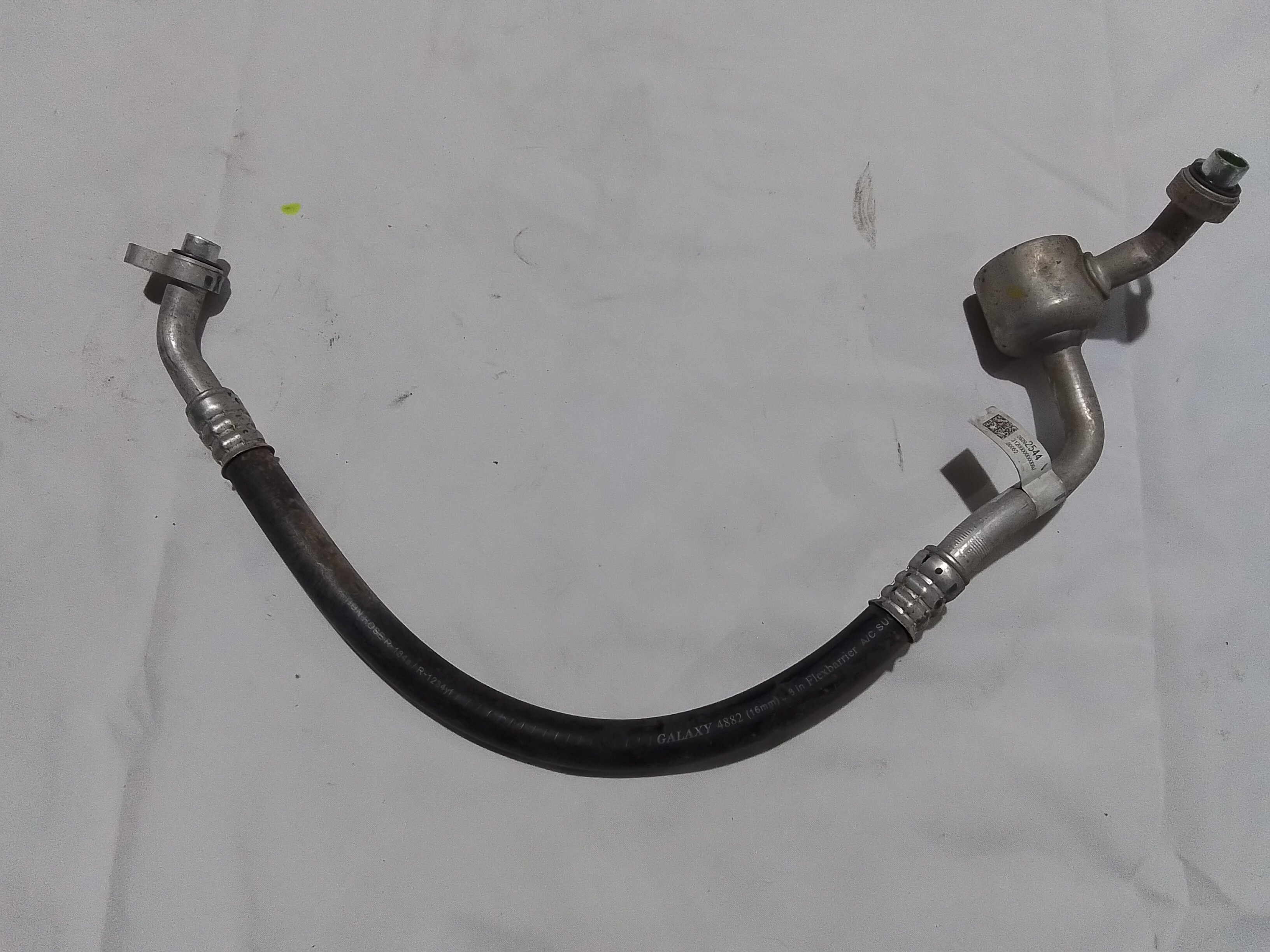 CAÑERIA BAJA A/C Chevrolet Onix Turbo 2021