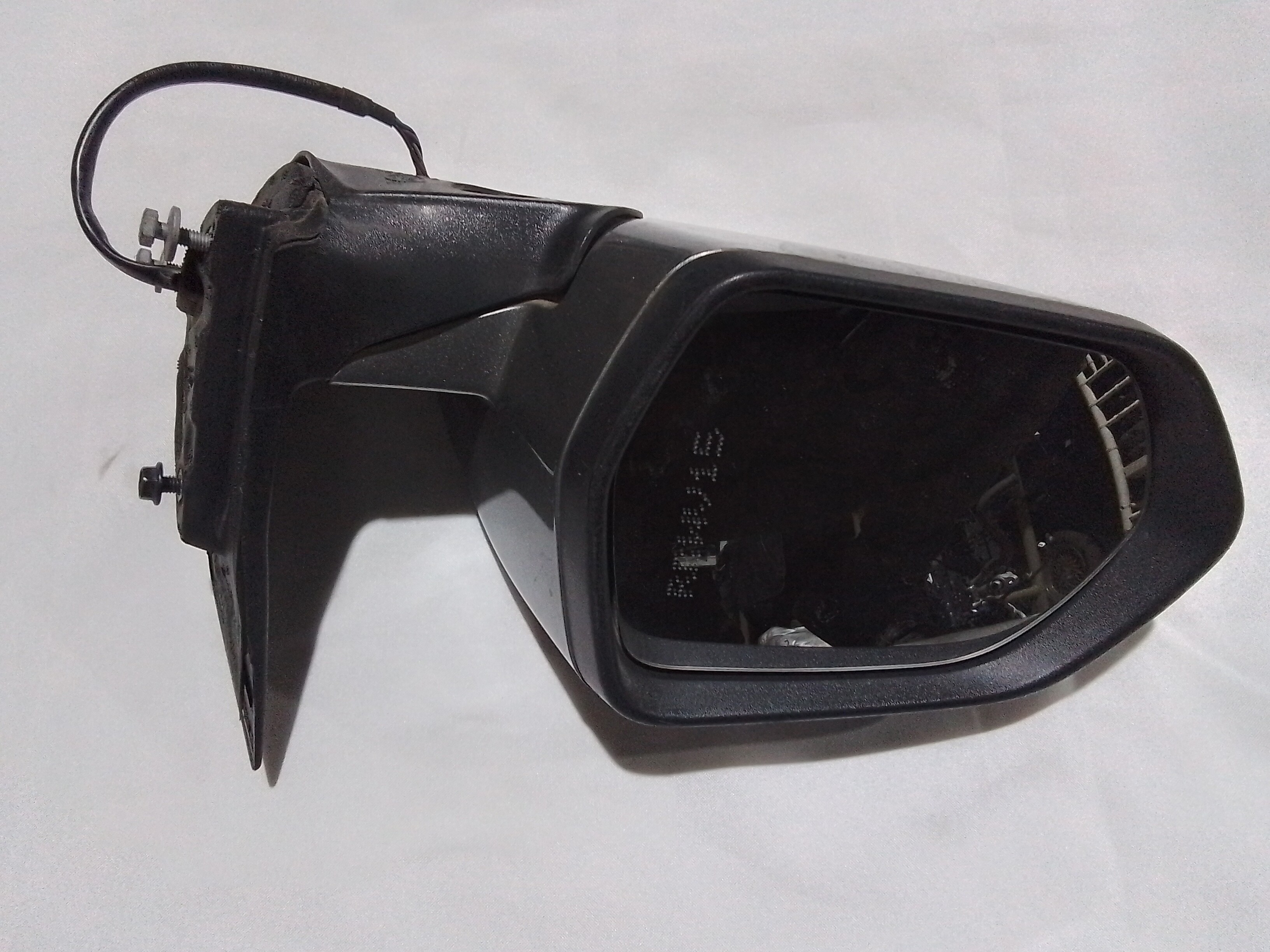 ESPEJO RETROVISOR EXTERIOR IZQUIERDO ELECTRICO Chevrolet Groove 2021