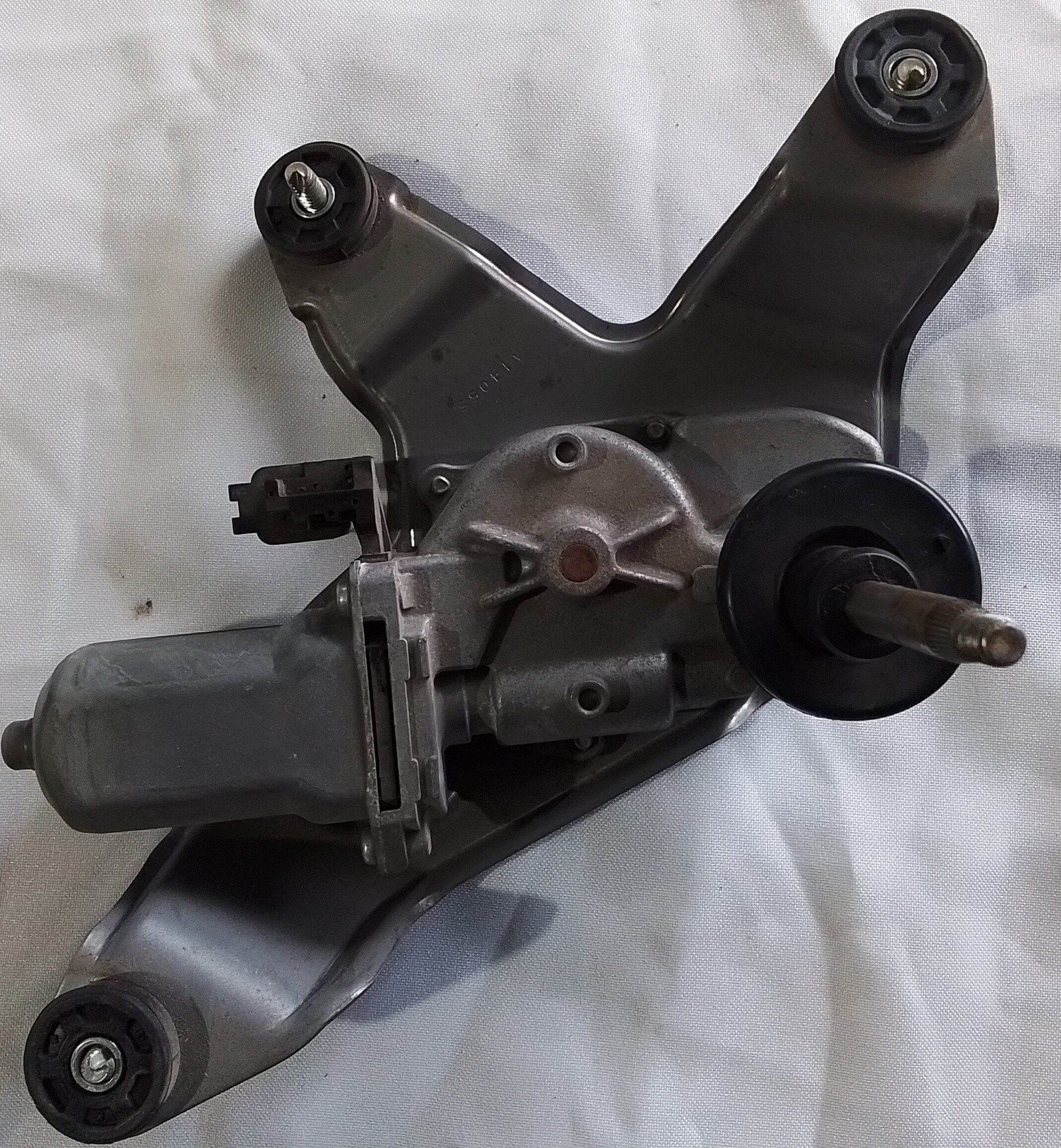 MOTOR LIMPIA PARABRISAS PORTALON Suzuki Baleno 2021
