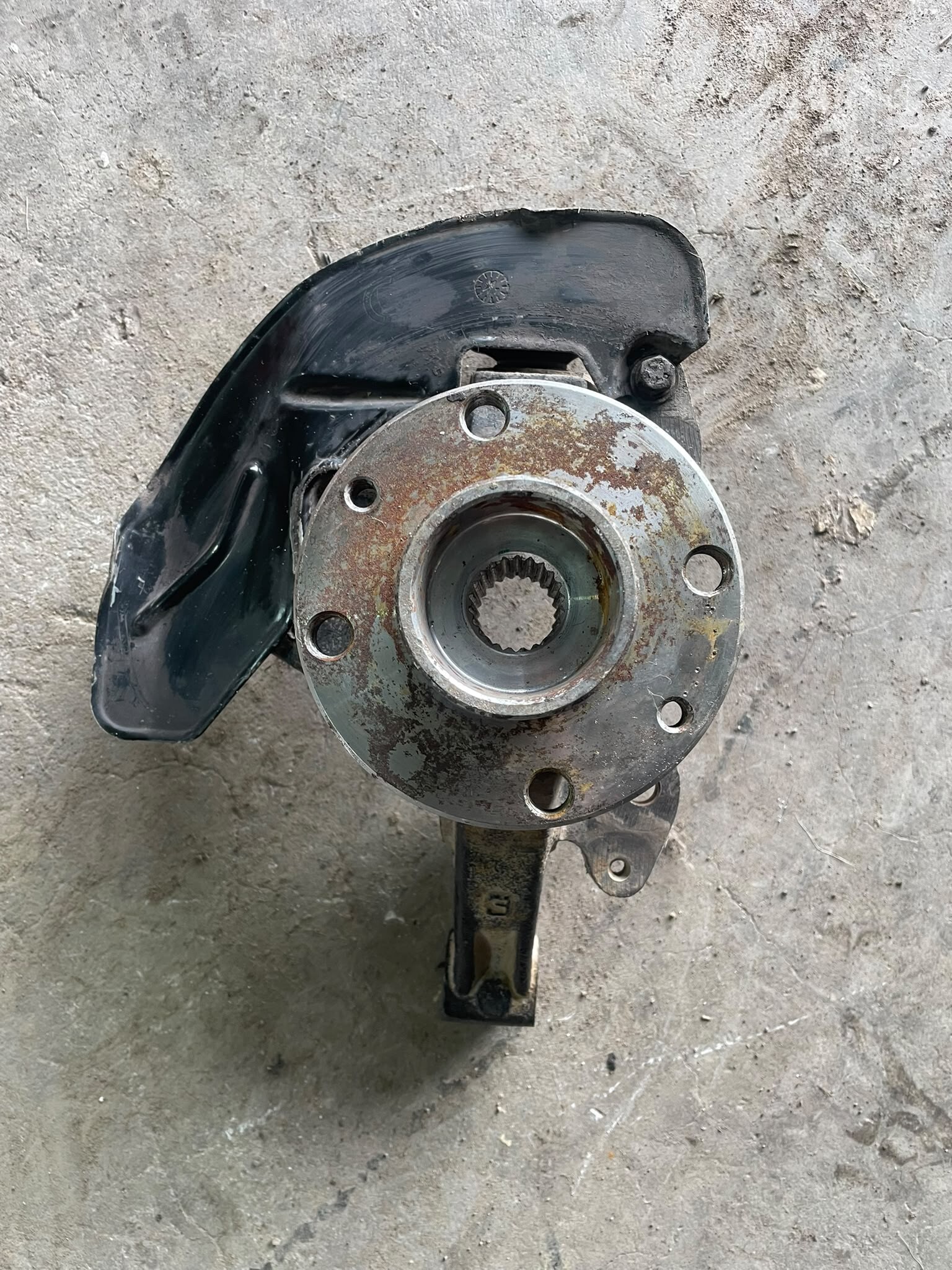 MAZA MUÑON DELANTERO IZQUIERDO Fiat PALIO EDX 13 2002