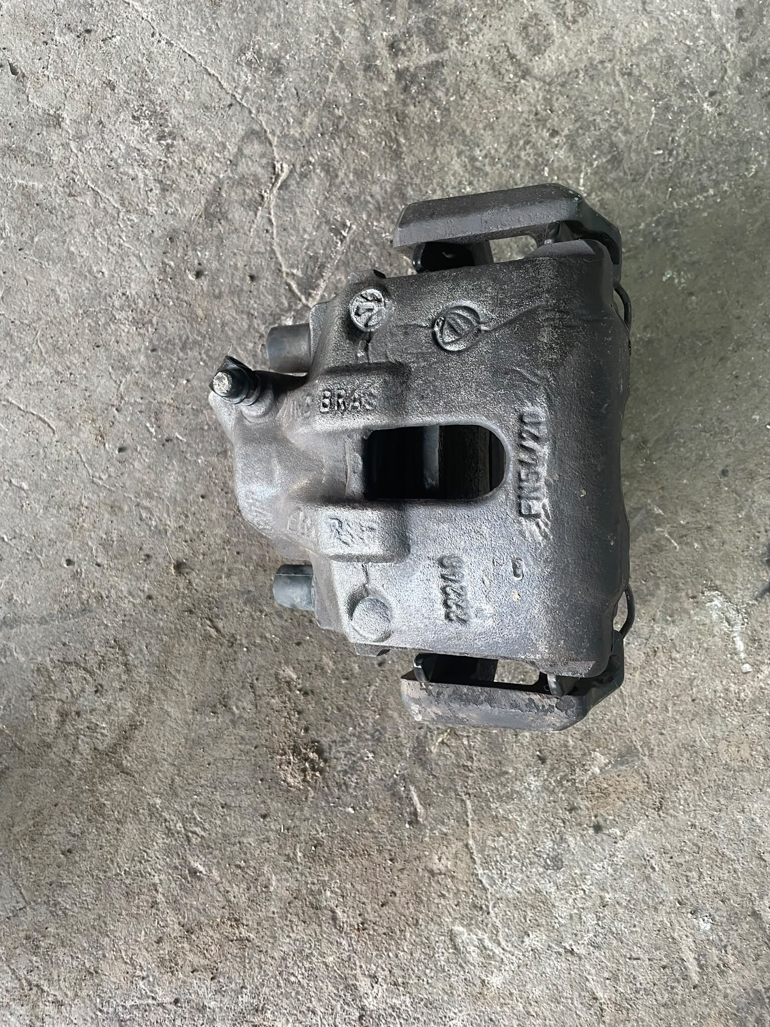 CALIPER DELANTERO IZQUIERDO Fiat PALIO EDX 13 2002