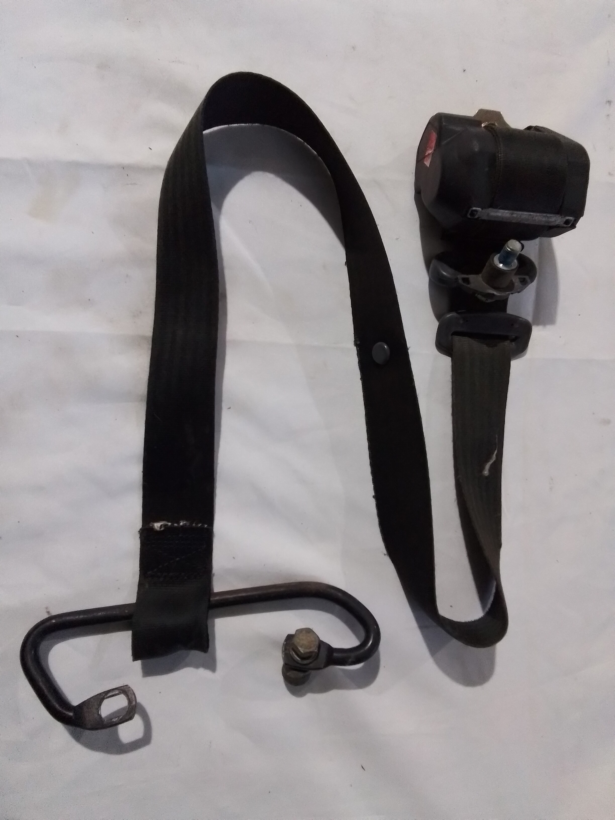 CINTURON SEGURIDAD DELANTERO IZQ Fiat PALIO EDX 13 2002
