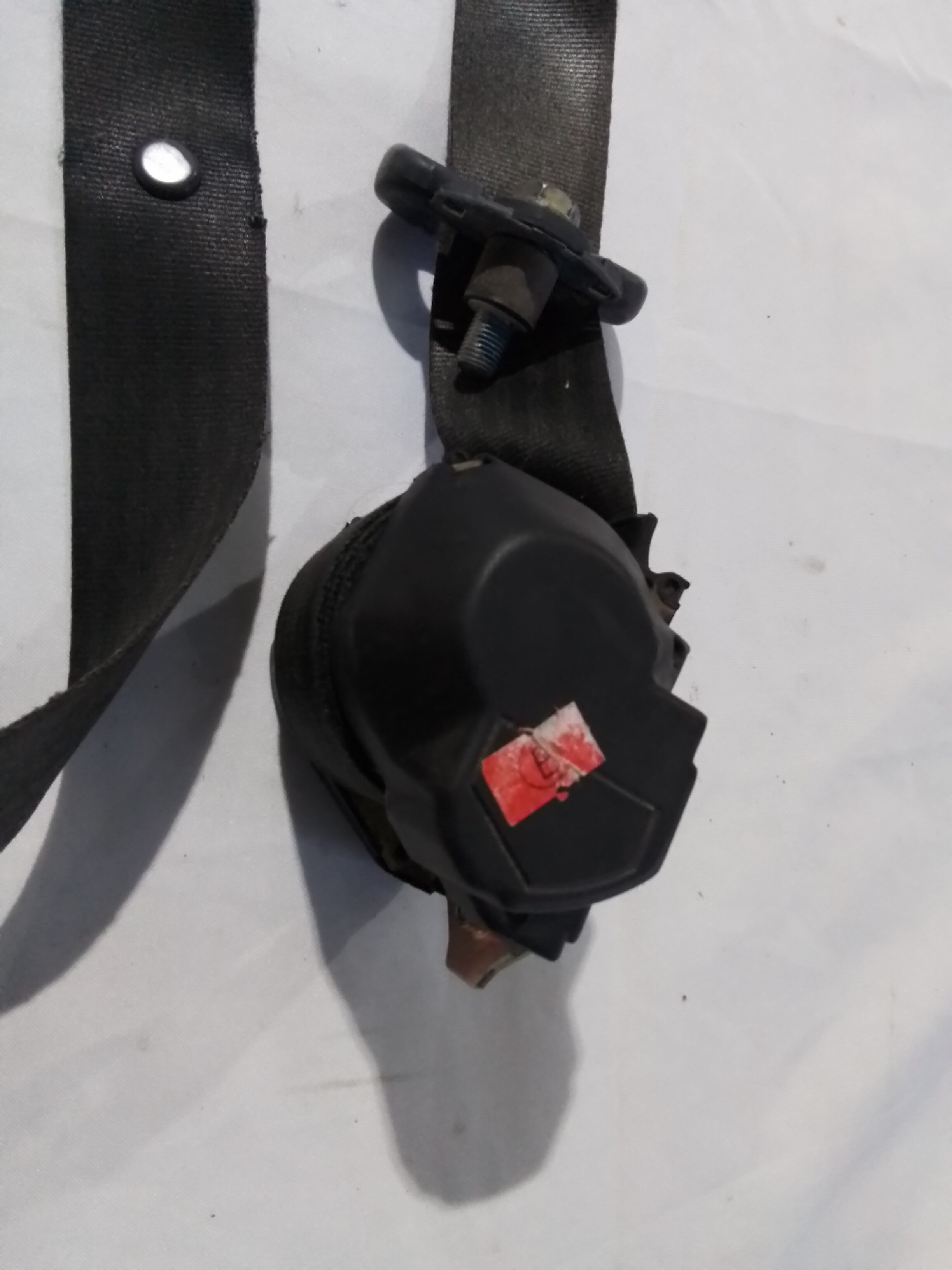 CINTURON SEGURIDAD DELANTERO IZQ Fiat PALIO EDX 13 2002