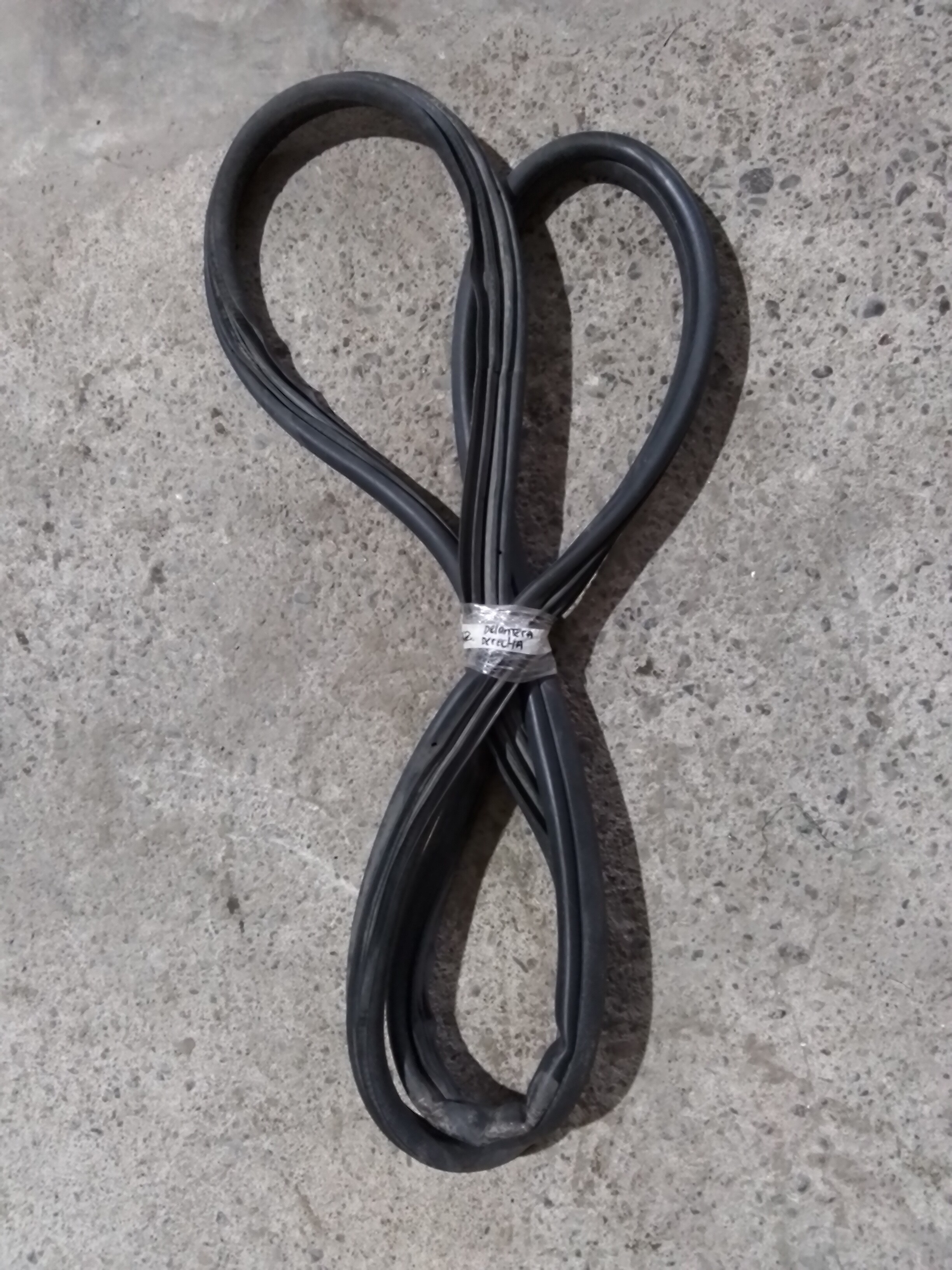 GOMA CONTORNO PUERTA DELANTERA DERECHA Renault Megane 2000