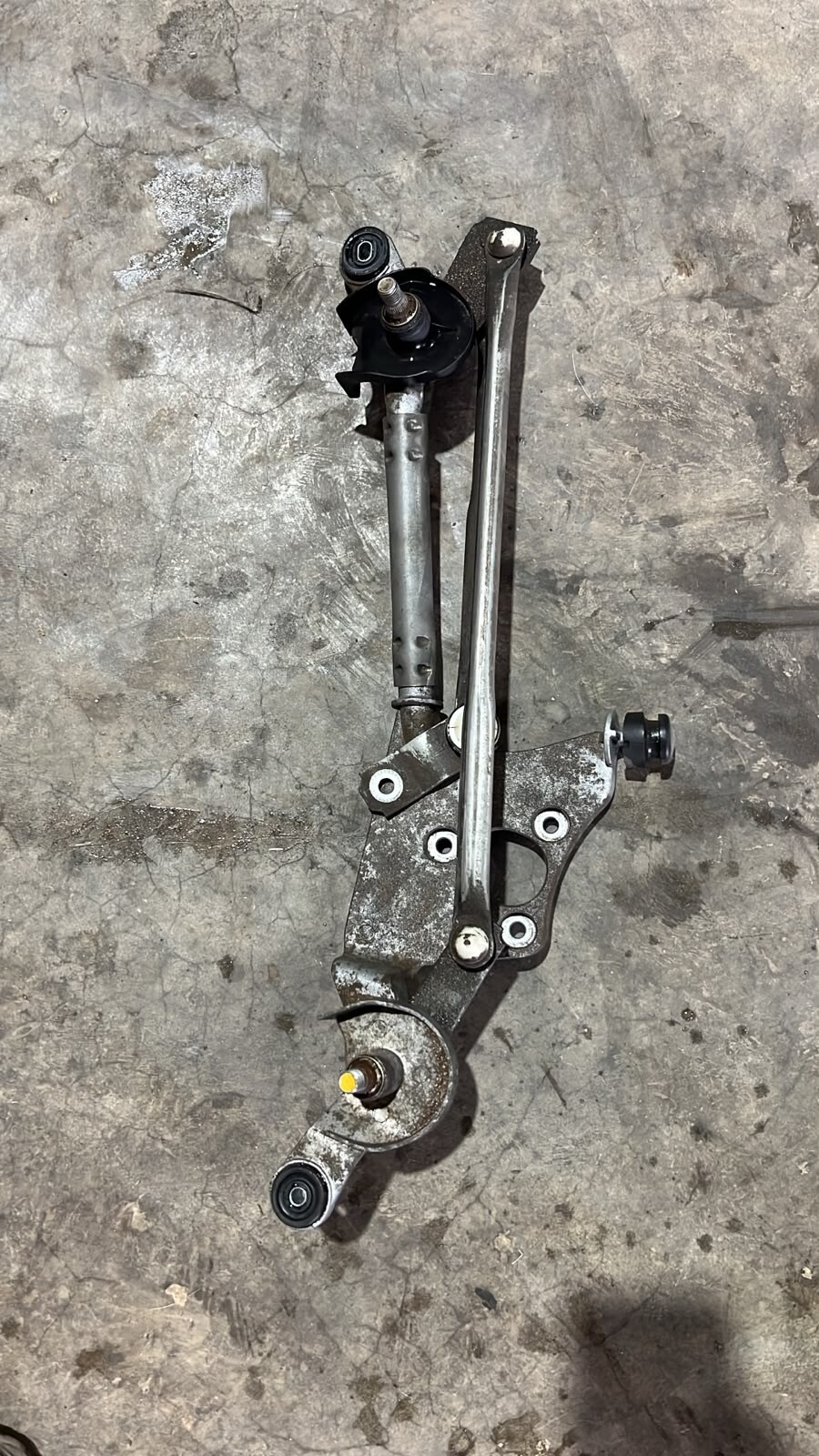 ARTICULACION LIMPIAPARABRISAS Toyota Yaris 2013