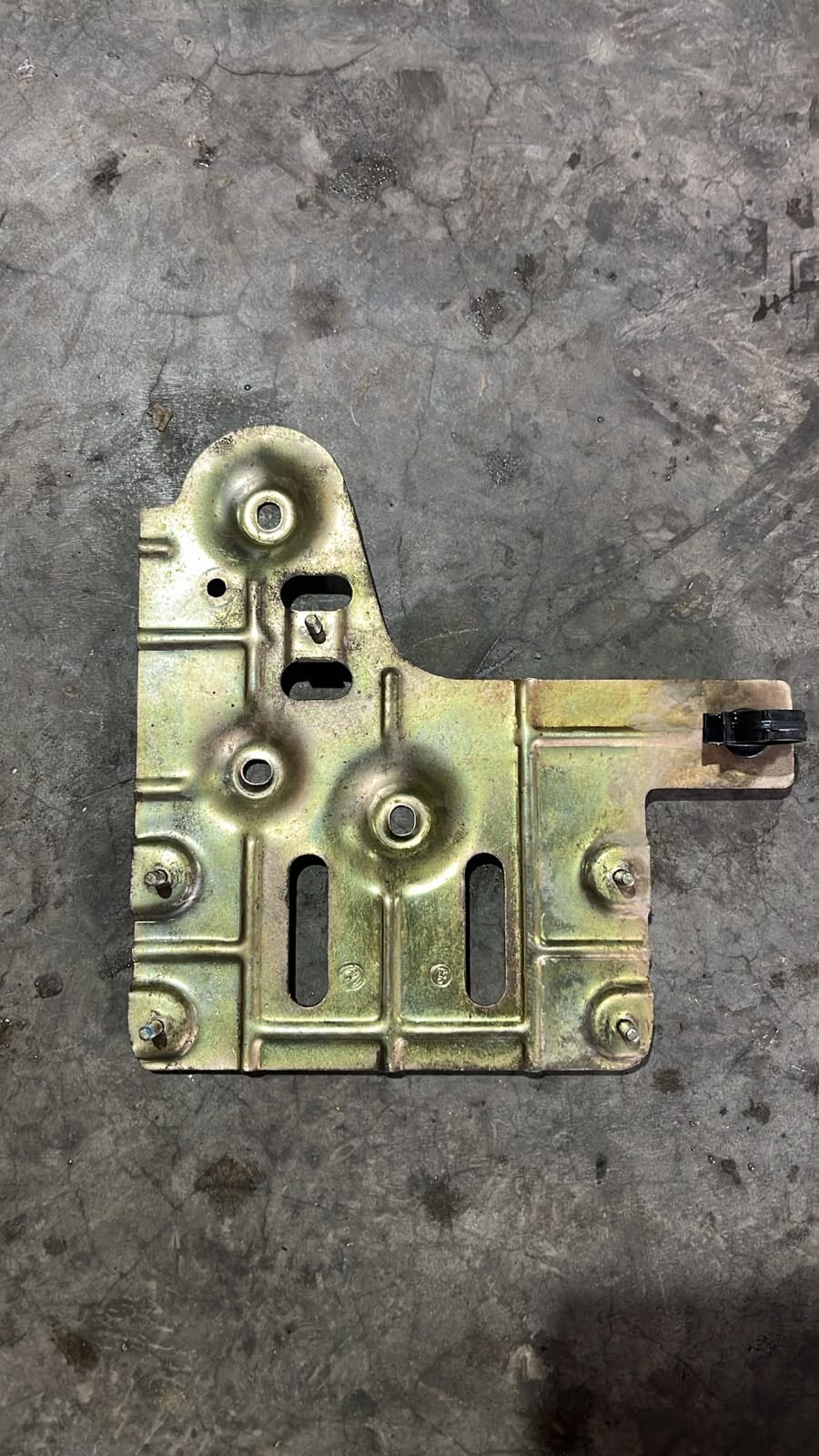 BASE DE SOPORTE BATERIA Fiat PALIO EDX 13 2002
