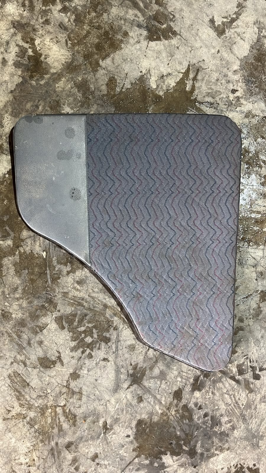 TAPIZ TRASERO DERECHO Fiat PALIO EDX 13 2002
