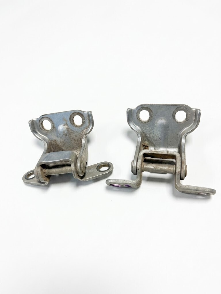 BISAGRAS  PUERTA TRASERA DERECHA Chevrolet spark GT 2011