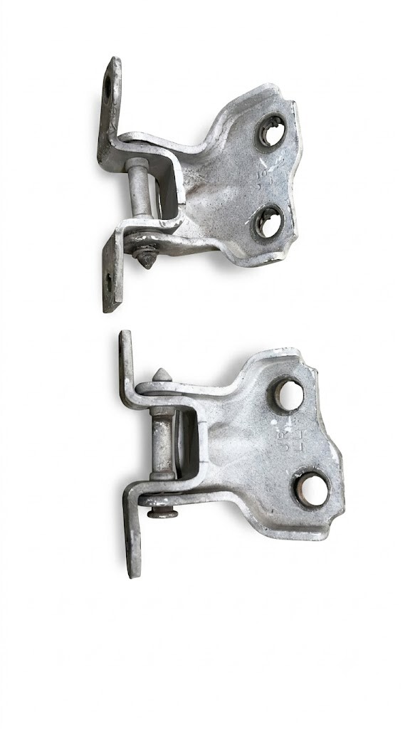 BISAGRAS DE PUERTA TRASERA DERECHA Suzuki Swift 1993