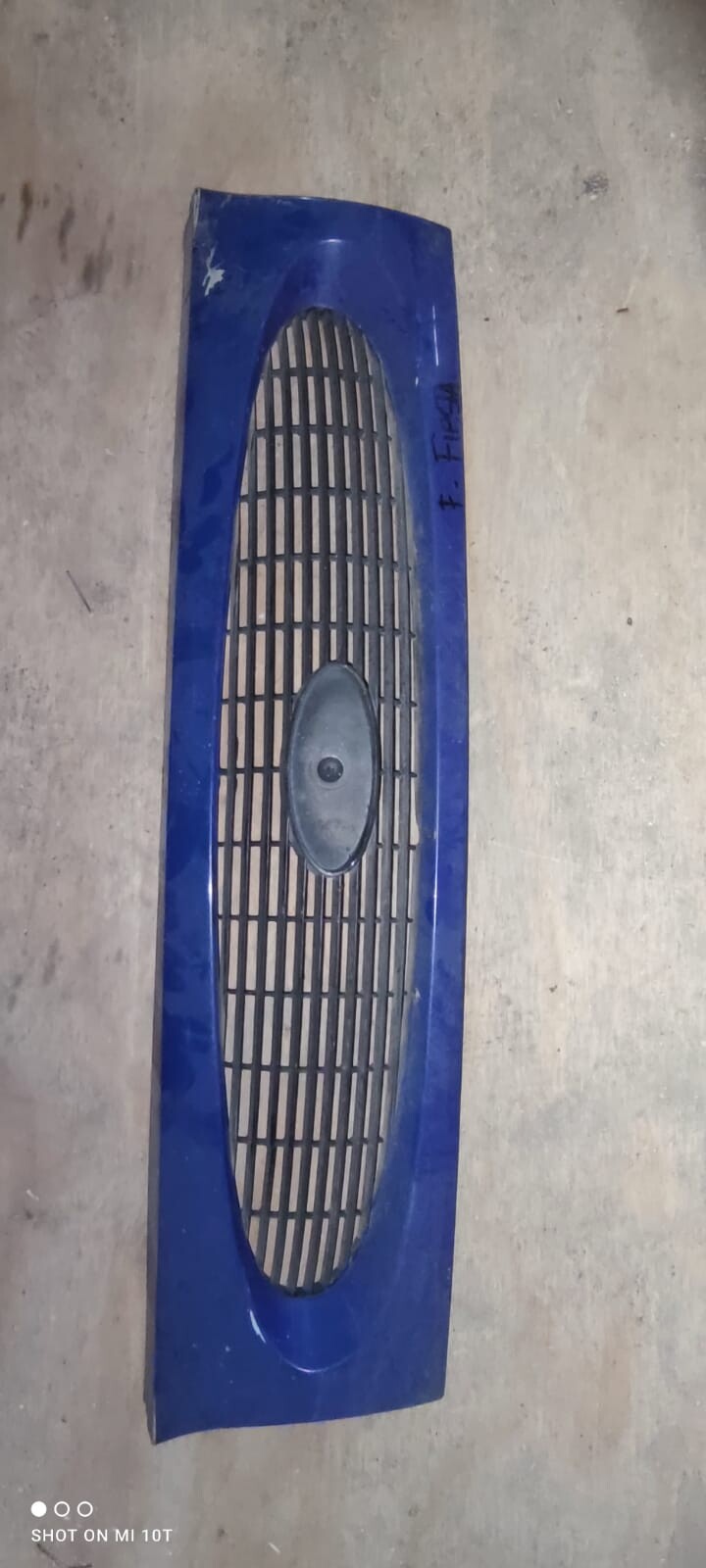 REJILLA PARACHOQUE Ford Fiesta 1998