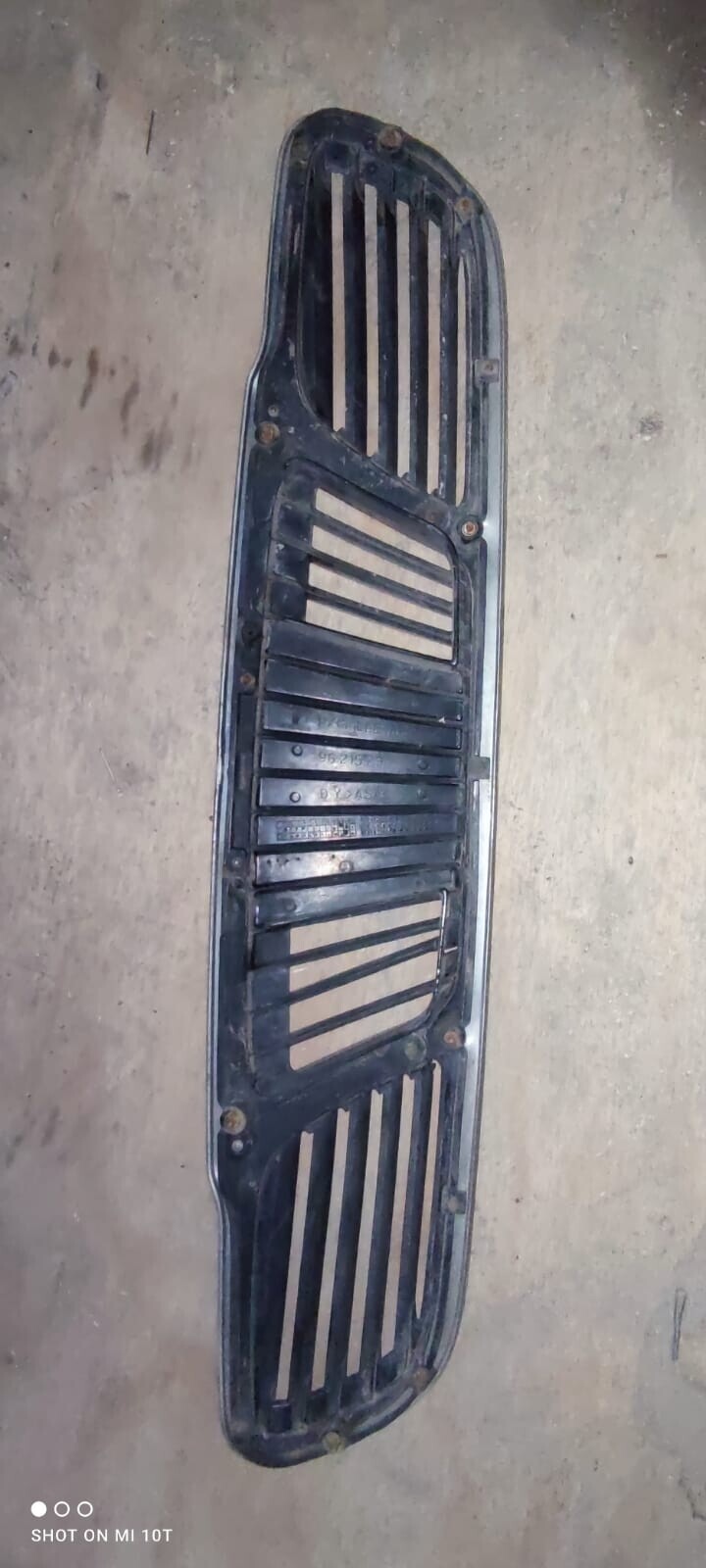 REJILLA PARACHOQUE Daewoo Lanos 2003
