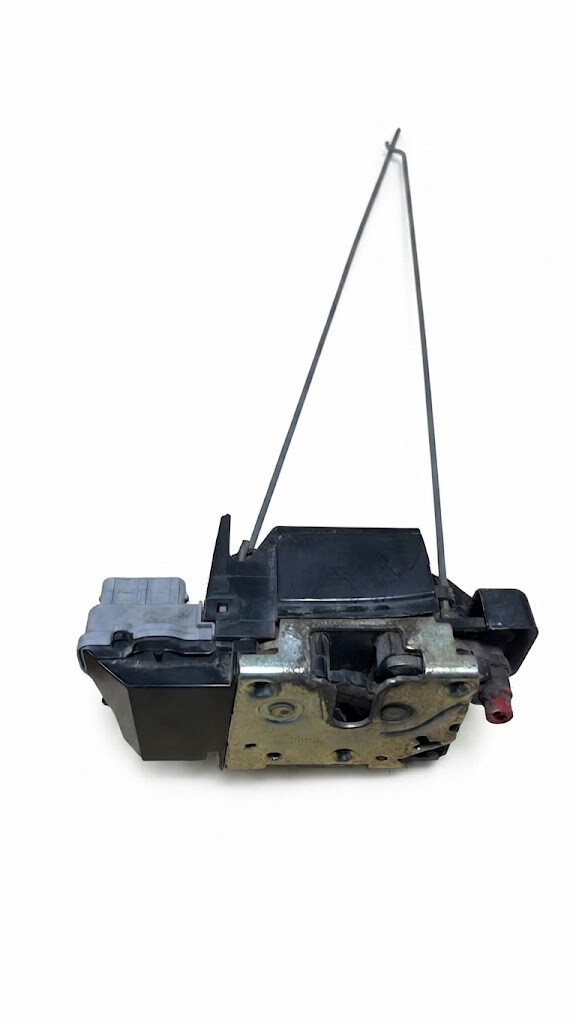 Chapa puerta trasera izquierda Peugeot 406 2001