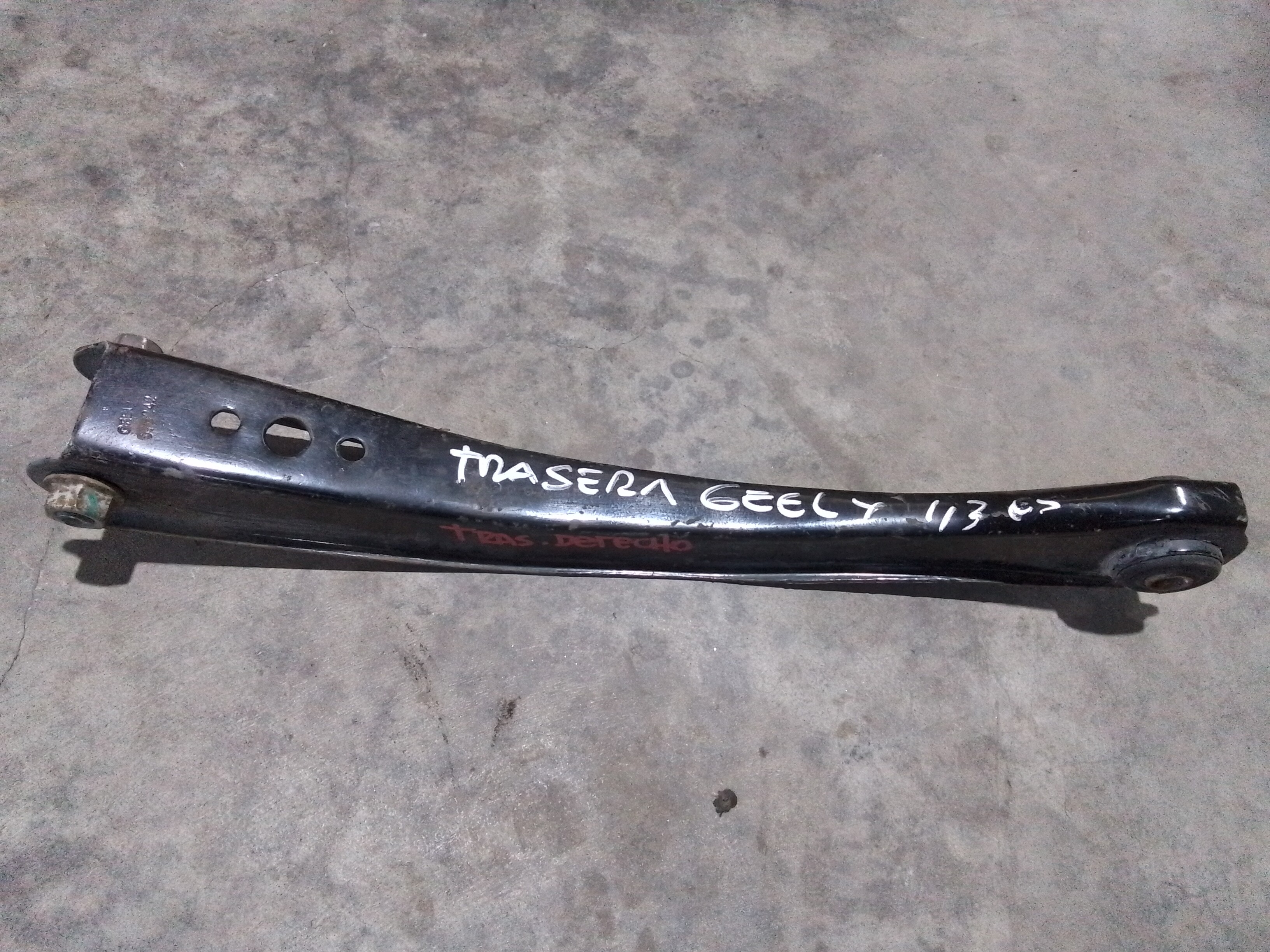 TIRANTE SUSPENCION TRASERO IZQ GEELY NEW CK 2012