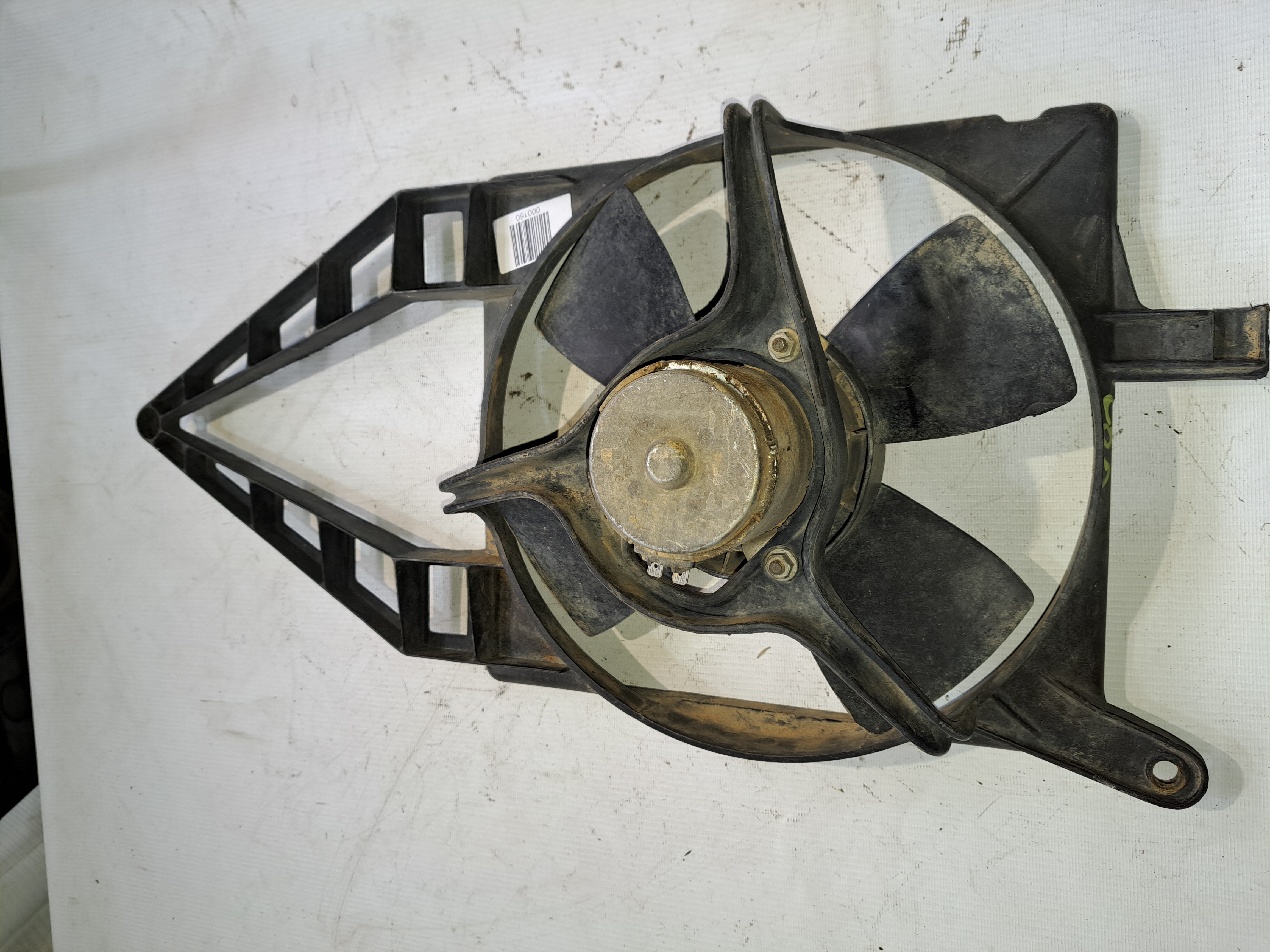 ELECTROVENTILADOR Chevrolet Corsa 2001