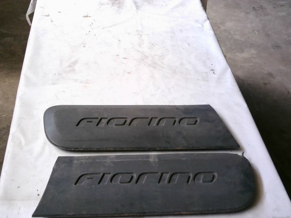 MOLDURAS LATERALES Fiat Fiorino 2016