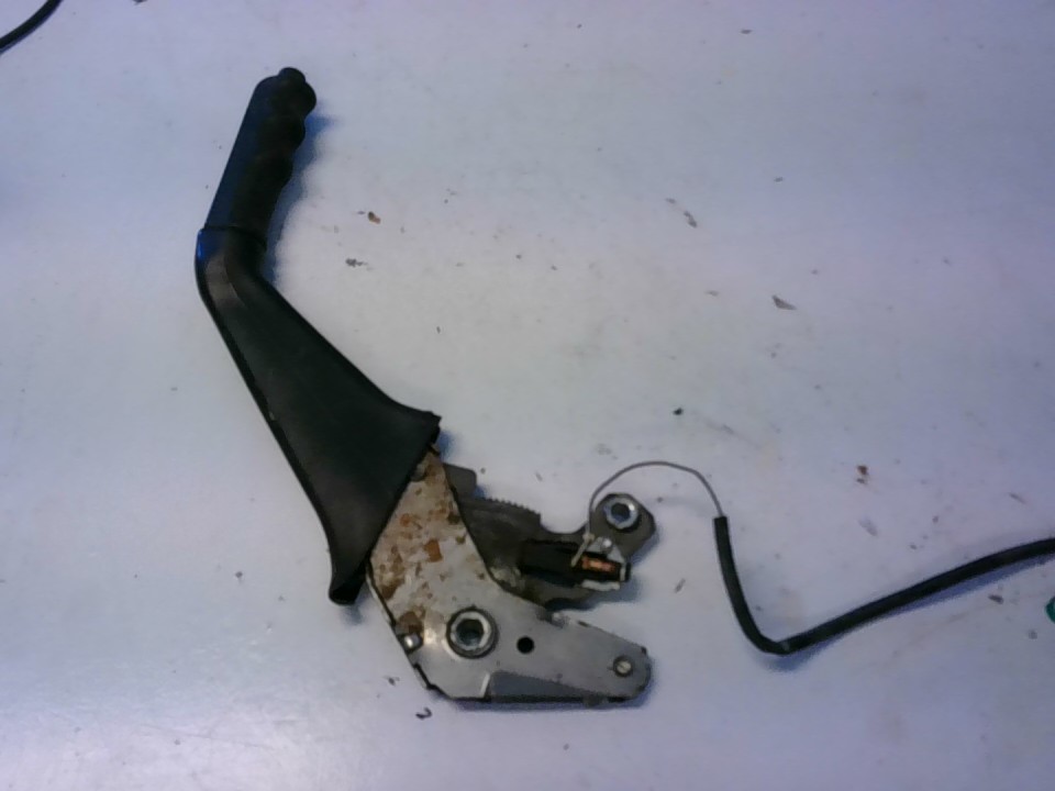 PALANCA DE FRENO CORSA Chevrolet SWING 16 2004