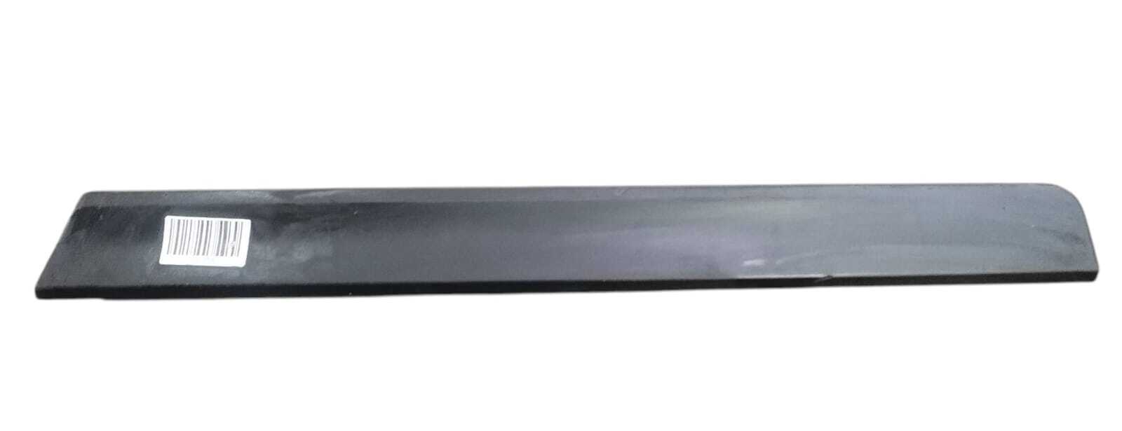 MOLDURA INFERIOR PUERTA IZQUIERDA TRASERA Nissan Xtrail 2016