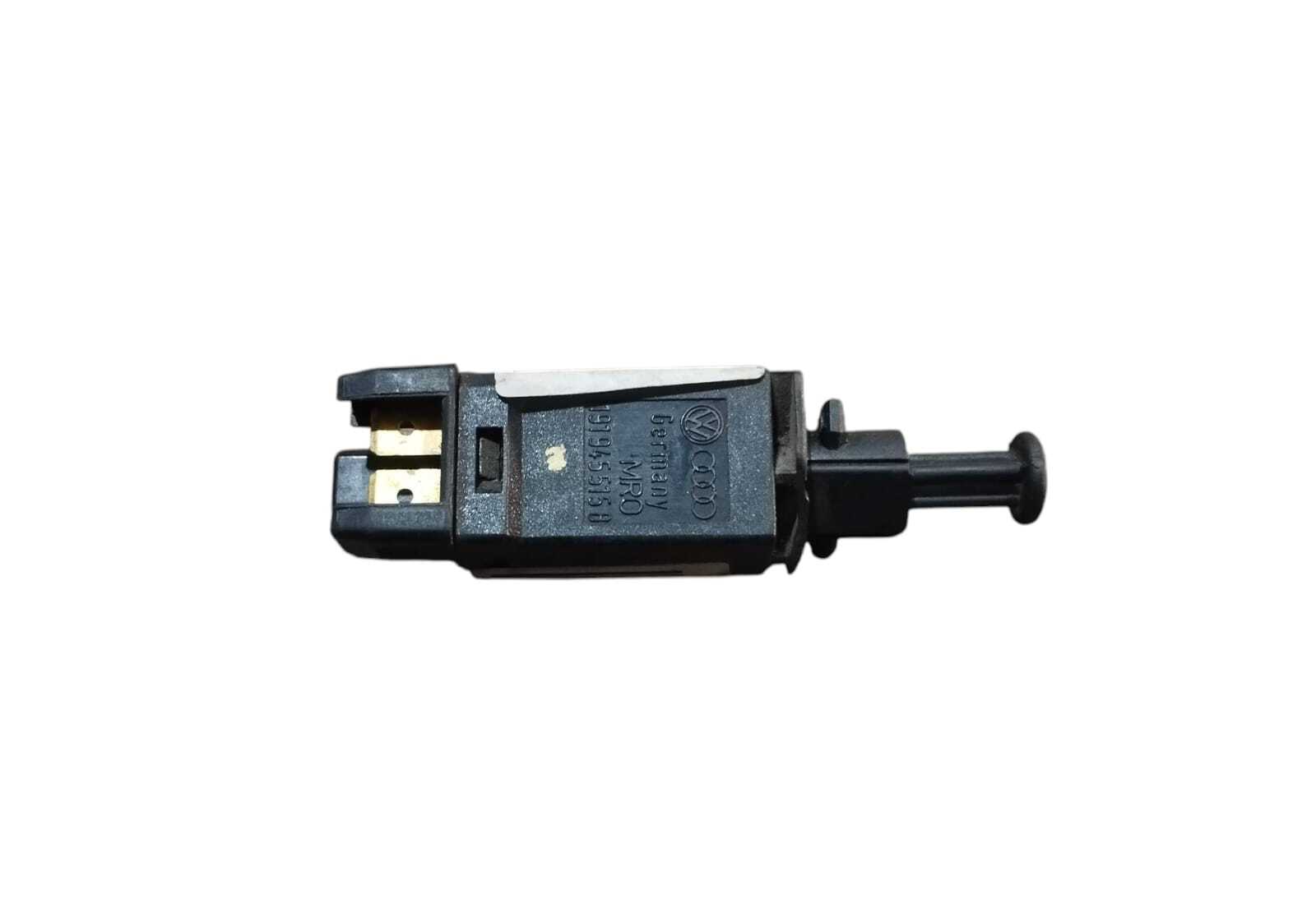 INTERRUPTOR DE PEDAL DE FRENOS Volkswagen Polo 2002
