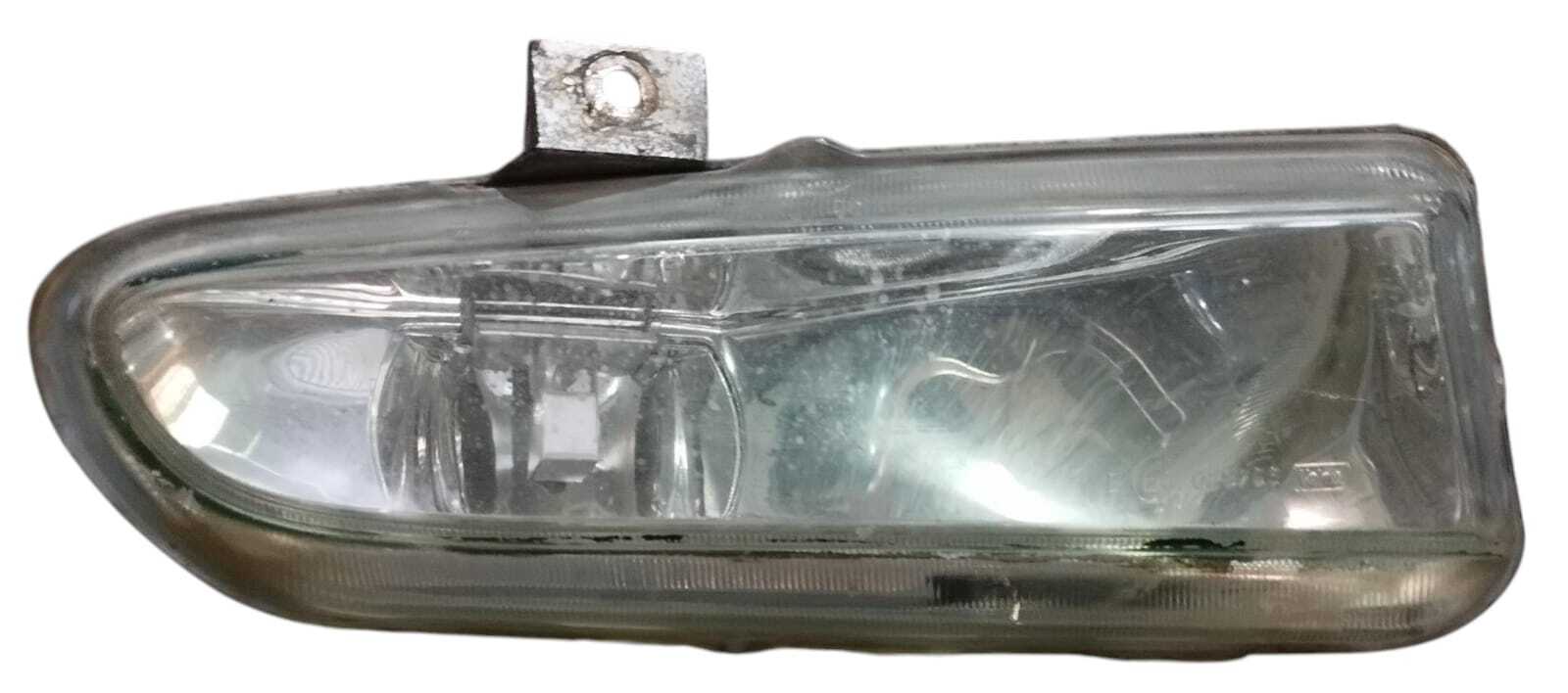 FOCO NEBLINERO DERECHO Peugeot 406 2001