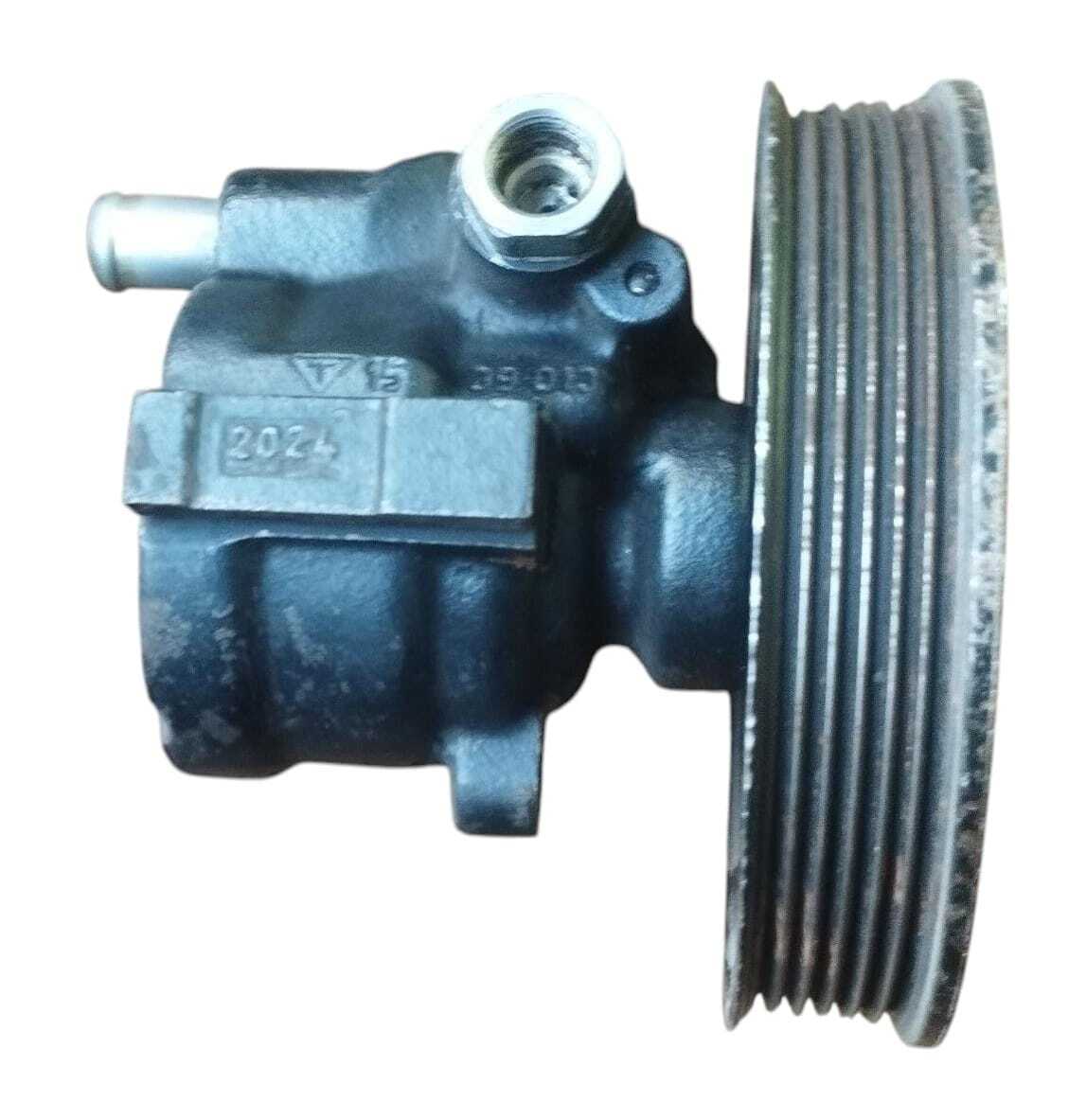 BOMBA SERVODIRECCION  Chevrolet Corsa 2005