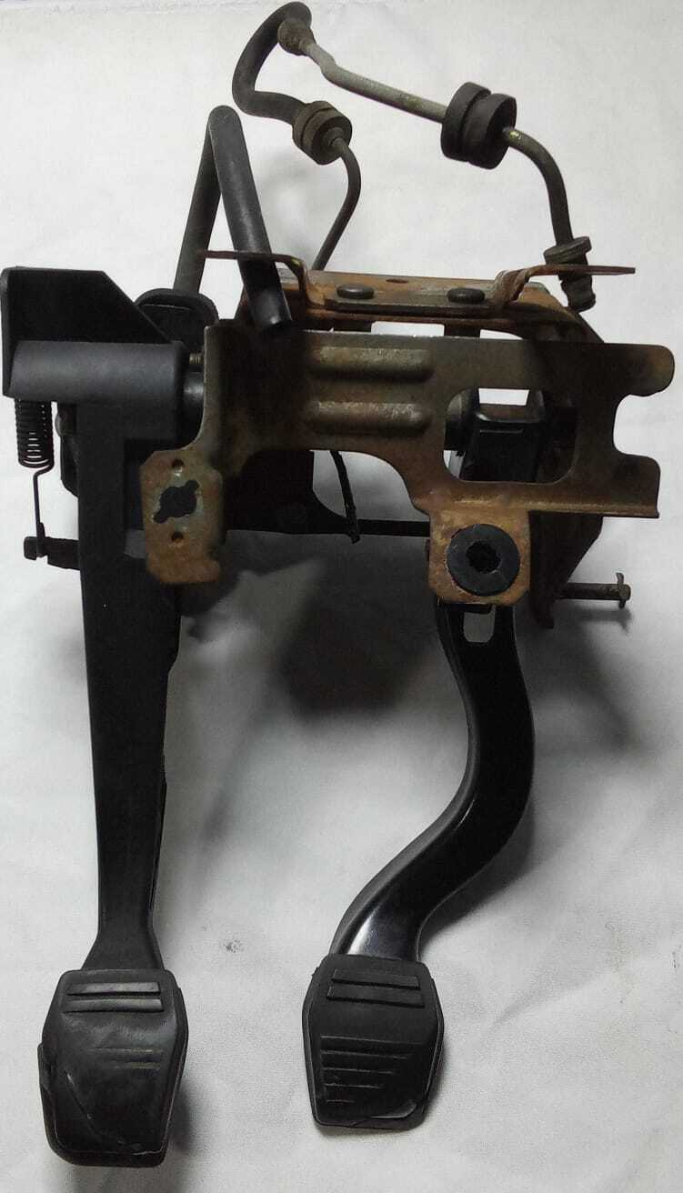 PEDALERA Ford Fiesta 1998