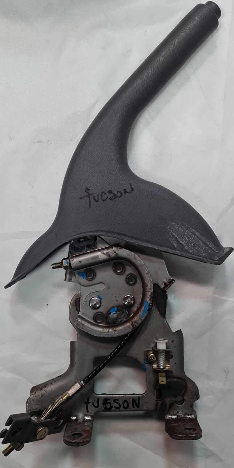 PALANCA FRENO DE MANOS Hyundai Tucson 2007