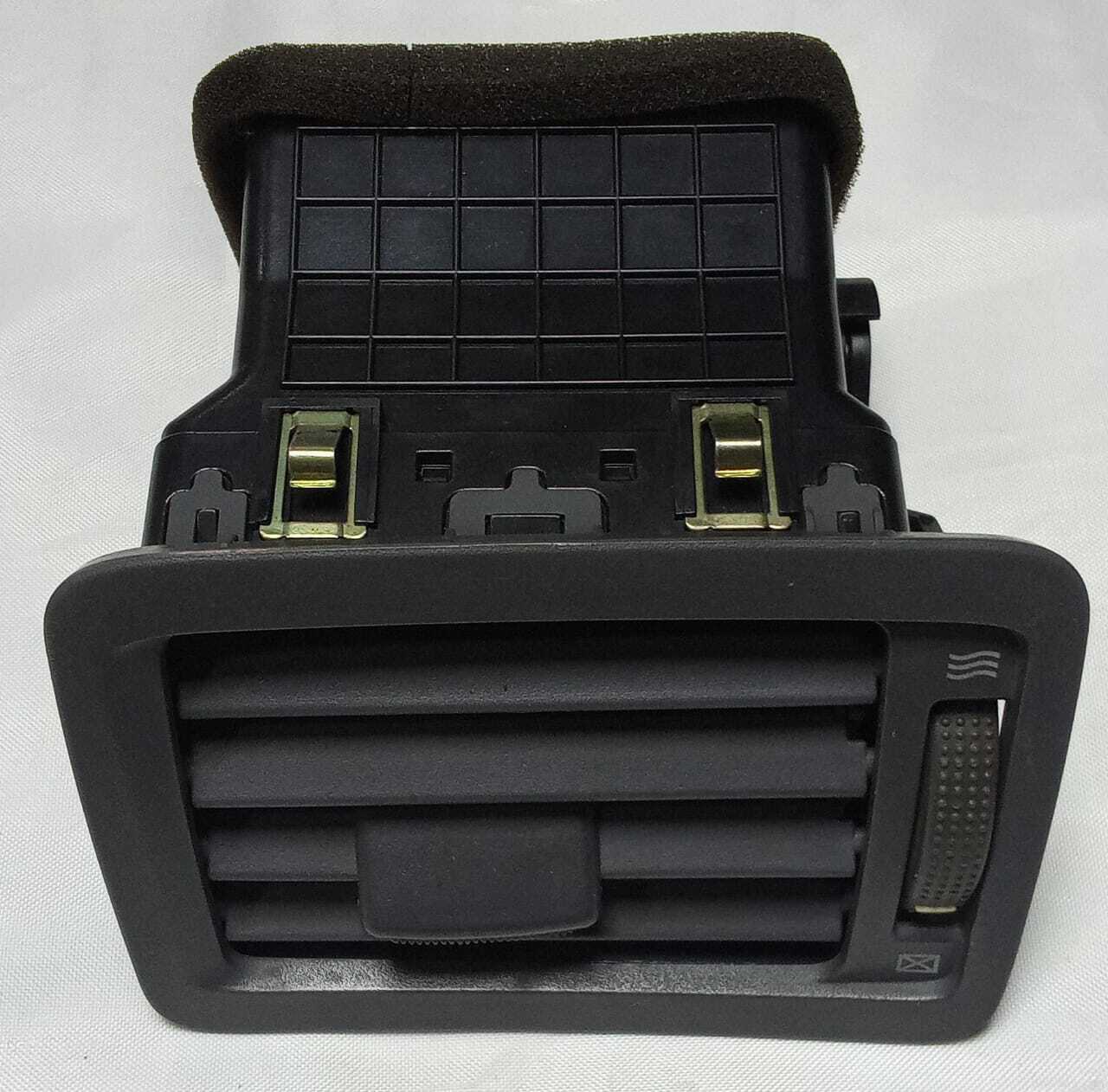 DIFUSOR VENTILACION FRONTAL LADO DERECHO Hyundai Tucson 2007