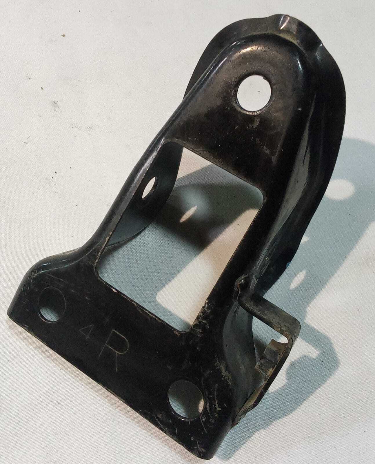 SOPORTE AMORTIGUADOR TRASERO DERECHO Subaru Impreza 2006