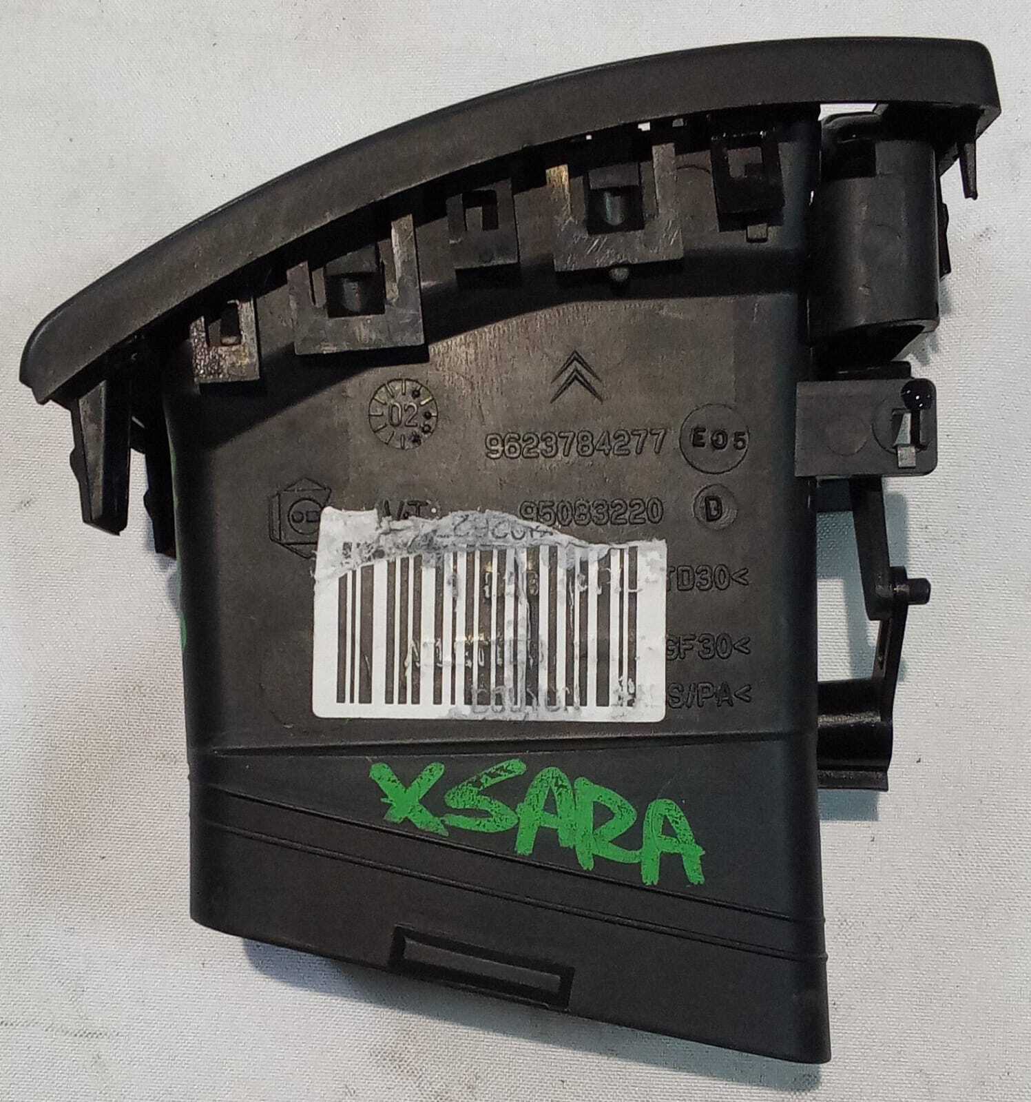DIFUSOR DERECHO AIRE TABLERO Citroen Xsara 2002