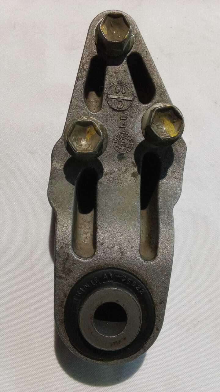 SOPORTE LATERAL MOTOR Suzuki S-PRESSO 2021