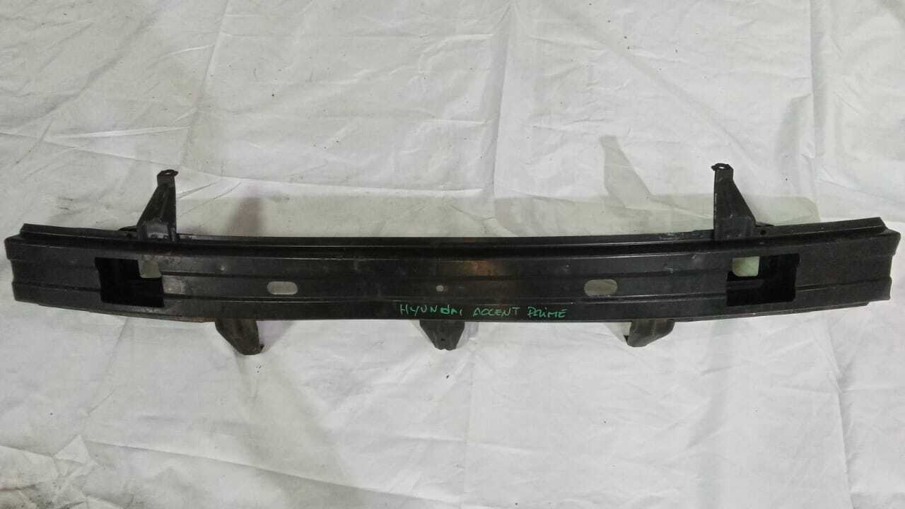 REFUERZO PARACHOQUE Hyundai Accent 2005