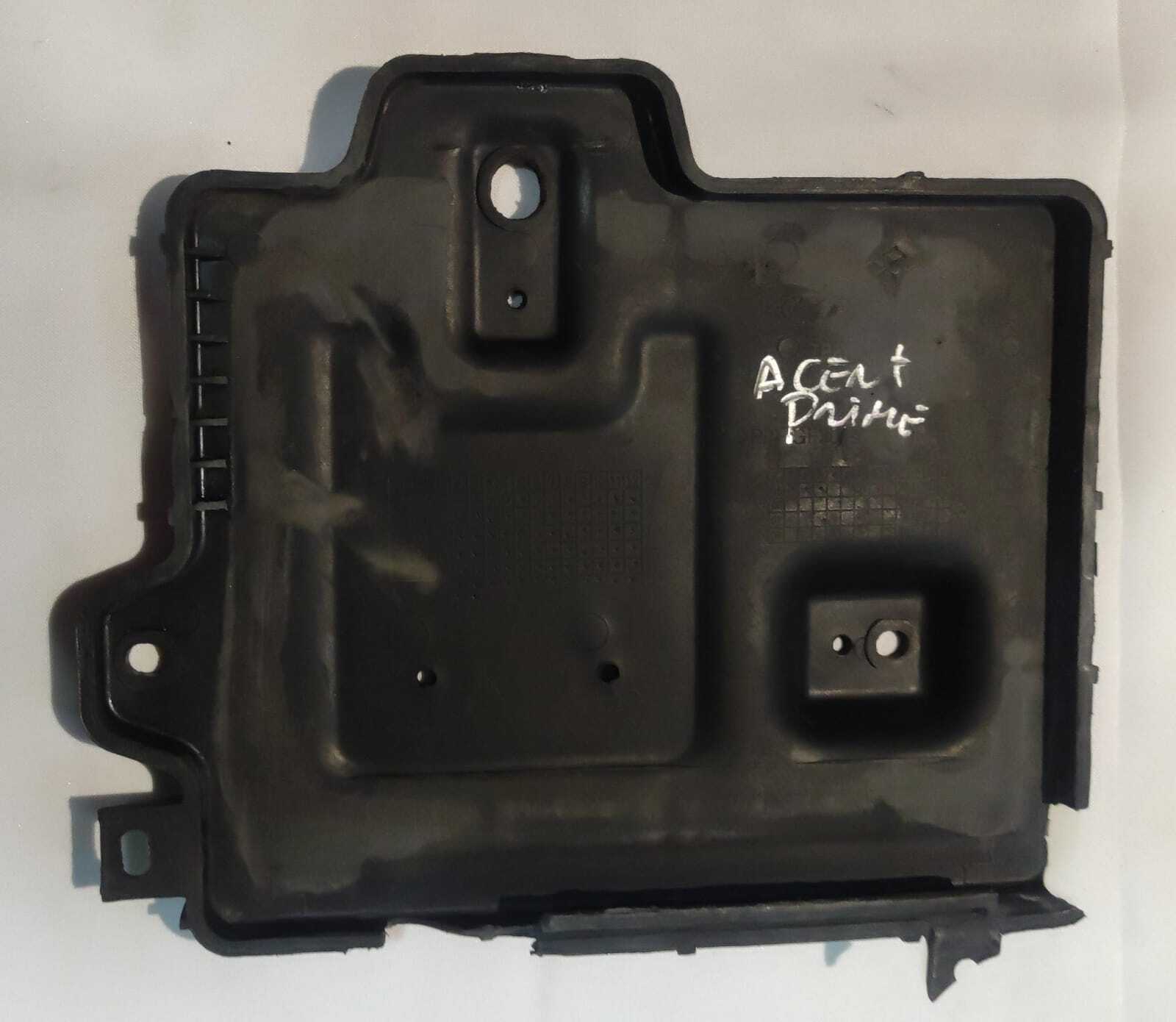 BASE SOPORTE BATERIA Hyundai Accent 2005
