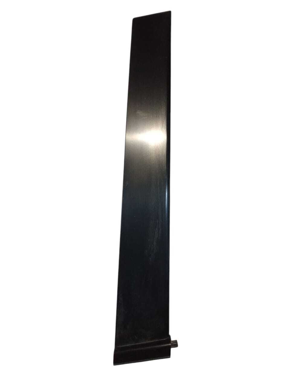 BISEL EXTERIOR PUERTA TRASERO IZQUIERDO Honda FIT 2012
