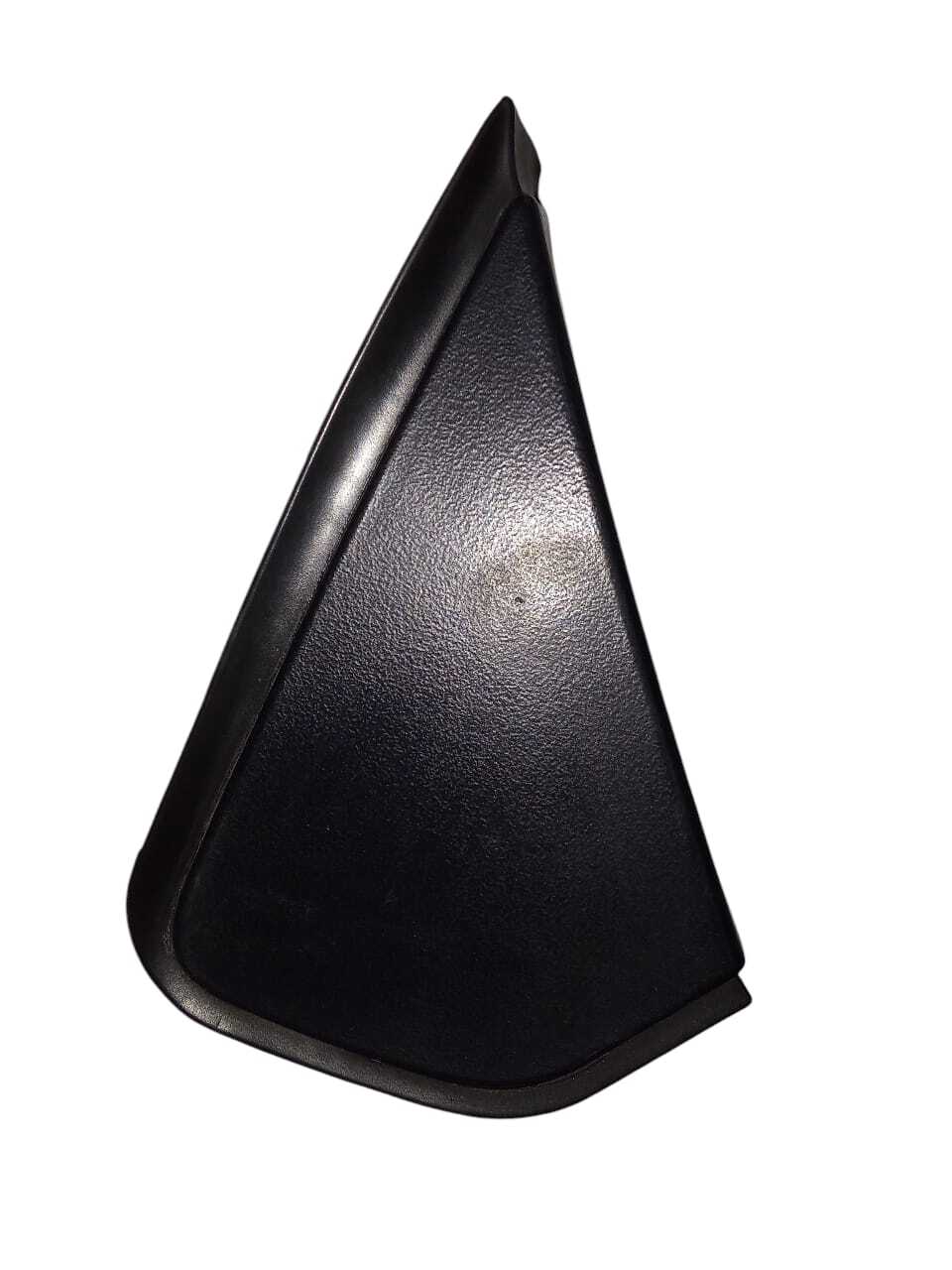 MOLDURA CUBRE TAPA BARRO IZQSUPERIOR Chery Tiggo 2 2023