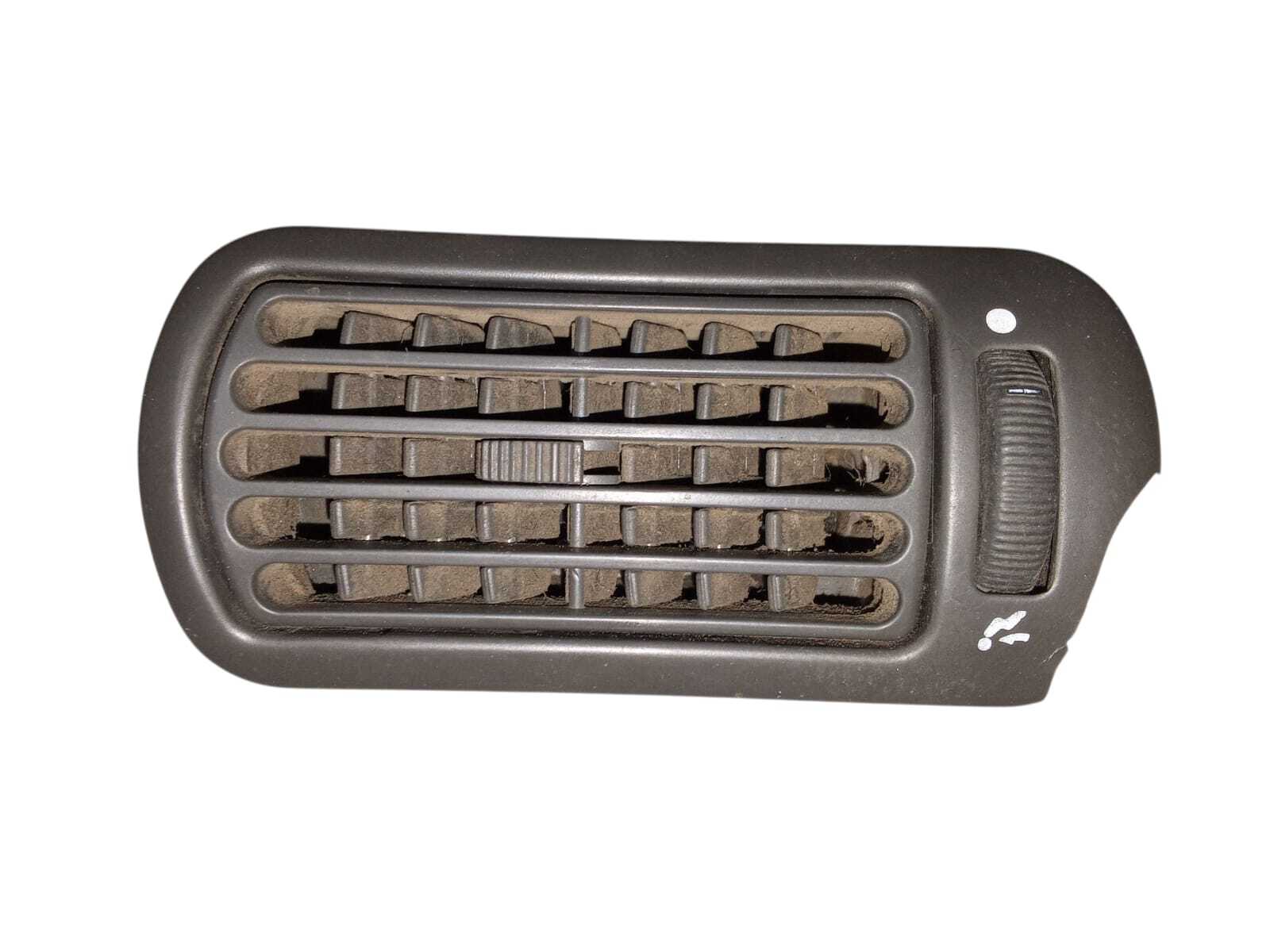 DIFUSOR DE AIRE TABLERO Fiat punto 75 1998