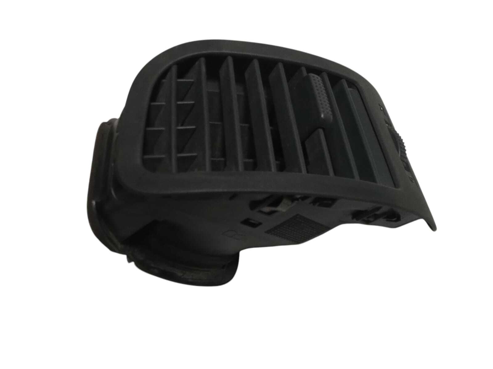 DIFUSOR TABLERO LADO DERECHO Volkswagen Polo 2002