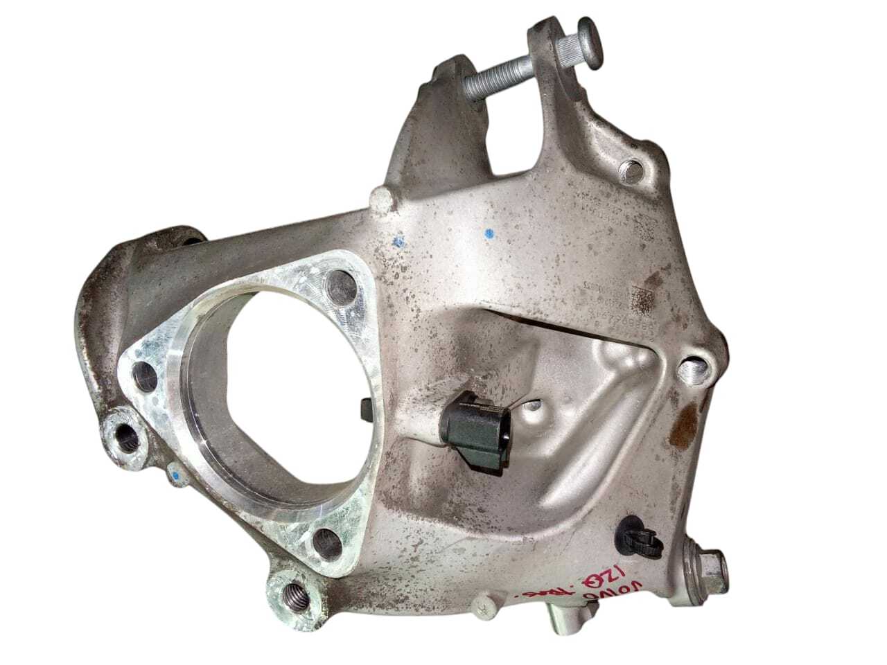 MAZA MUÑON TRASERA IZQUIERDA Volvo XC40 T4 2020