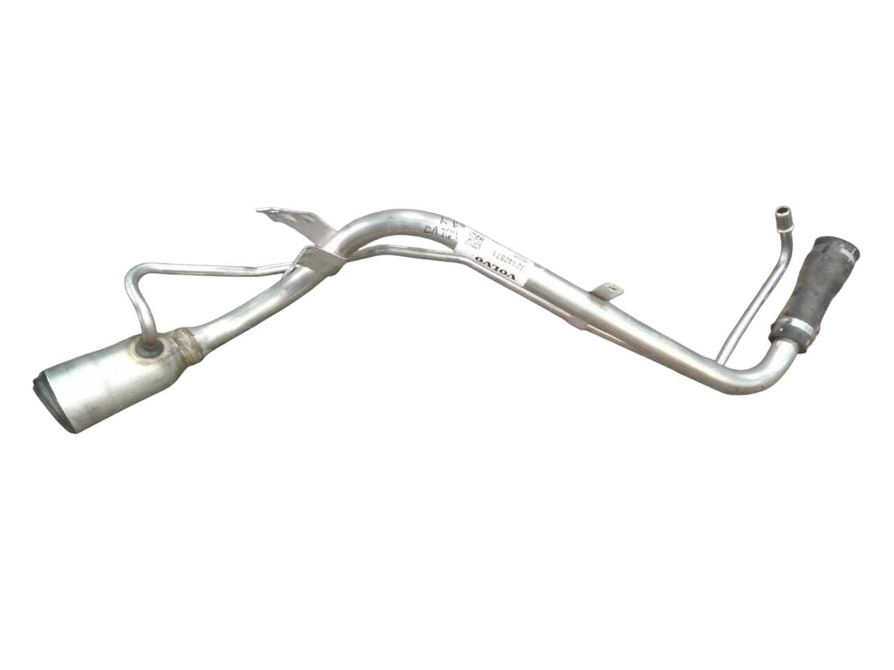 DUCTO ENTRADA COMBUSTIBLE Volvo XC40 T4 2020