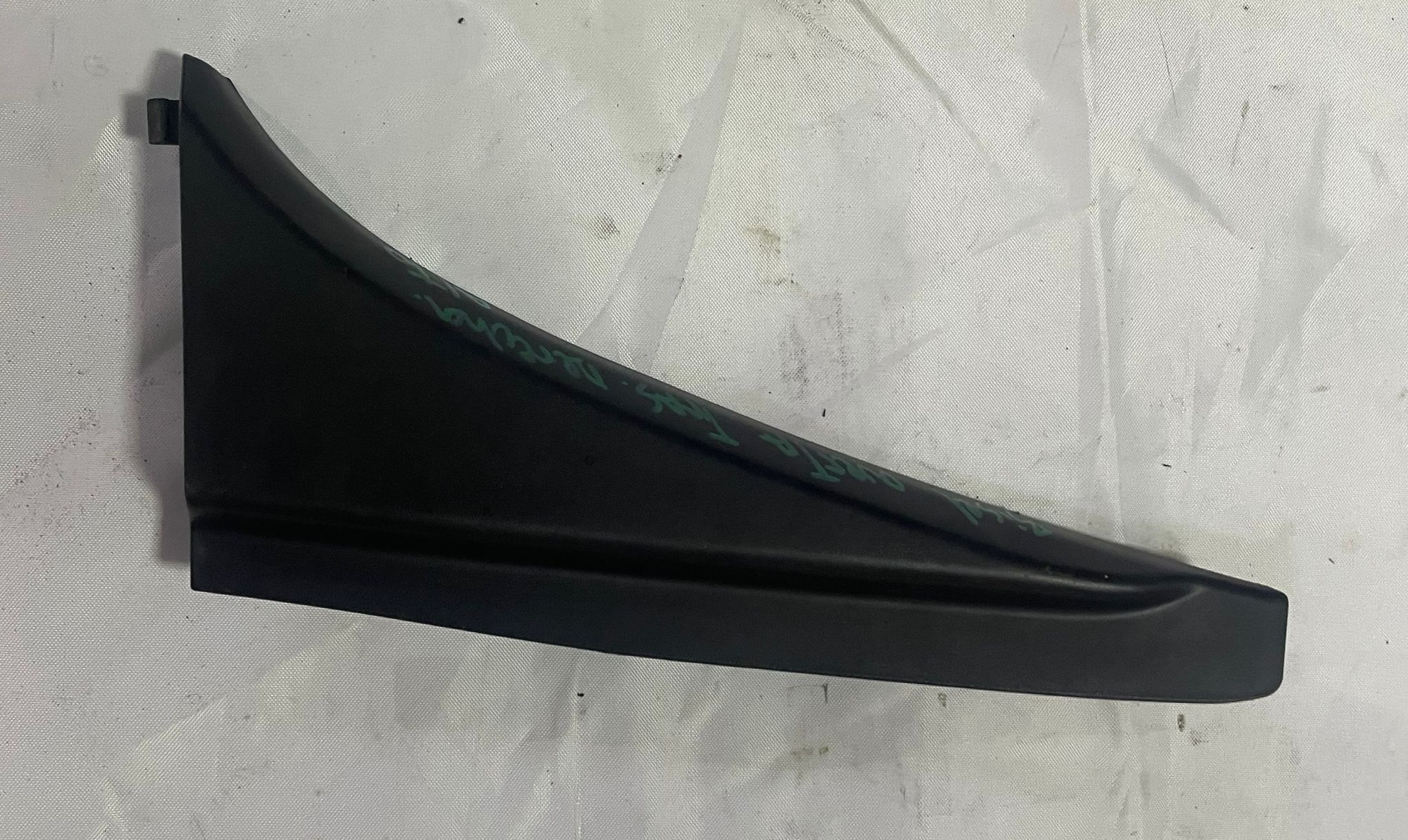 MOLDURA INTERNA PUERTA TRASERA DERECHA Suzuki Alto 2020