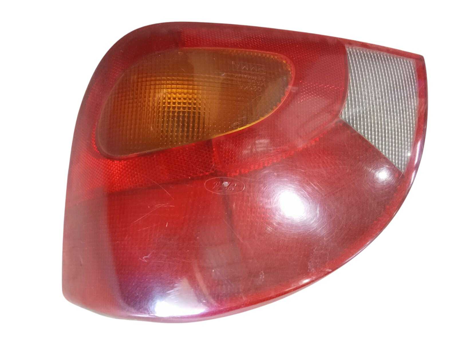 FOCO TRASERO DERECHO Ford Fiesta 1998